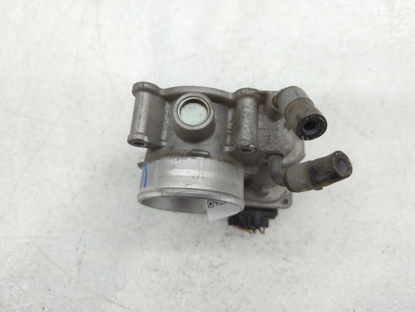 2011-2020 Hyundai Elantra Throttle Body P/N:35100-2E000 Fits Fits 2011 2012 2013 2014 2015 2016 2017 2018 2019 2020 2021 OEM Used Auto Parts - Oemusedautoparts1.com