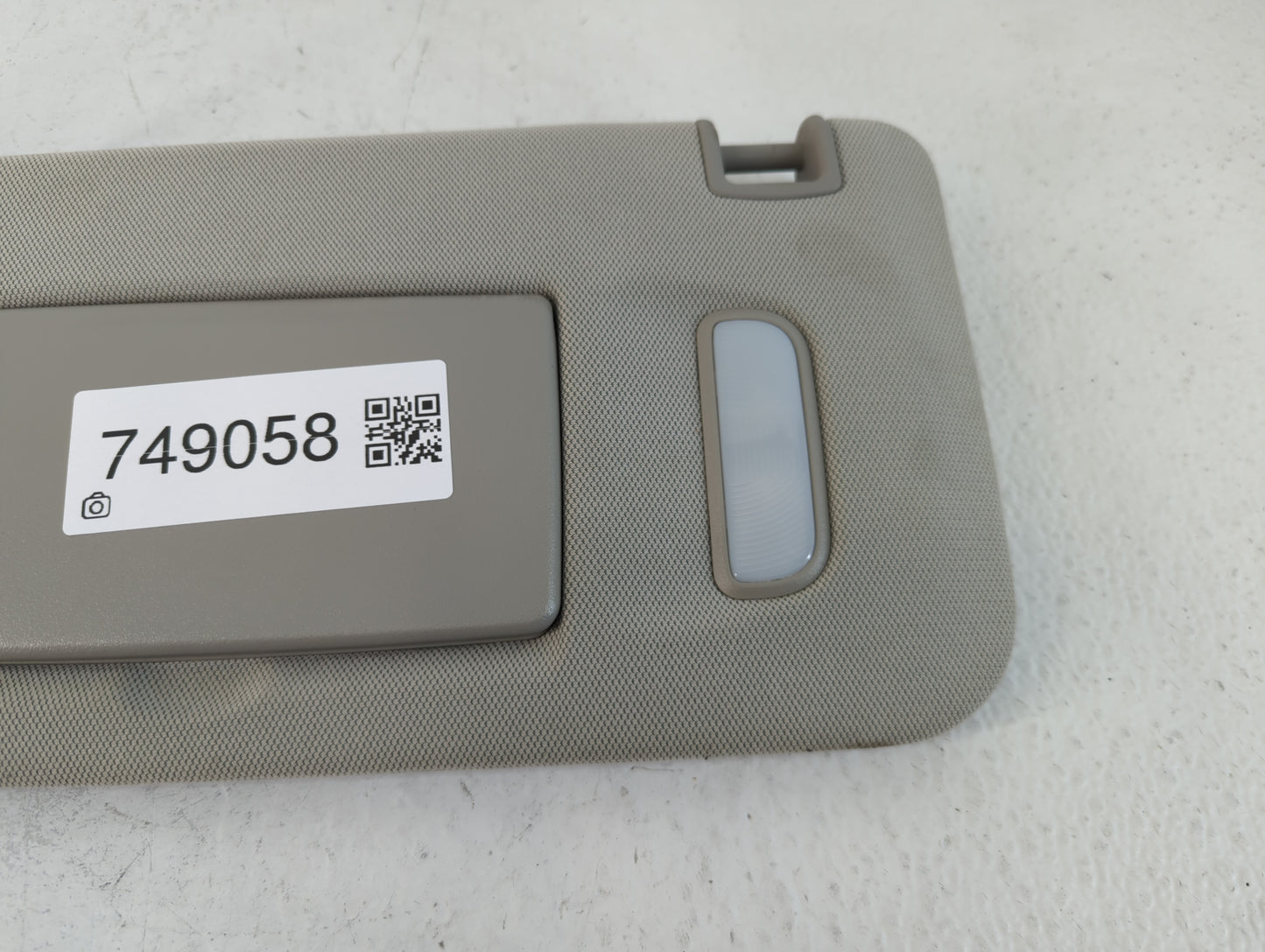 2012-2014 Chevrolet Orlando Sun Visor Shade Replacement Driver Left Mirror Fits Fits 2012 2013 2014 OEM Used Auto Parts - Oemusedautoparts1.com