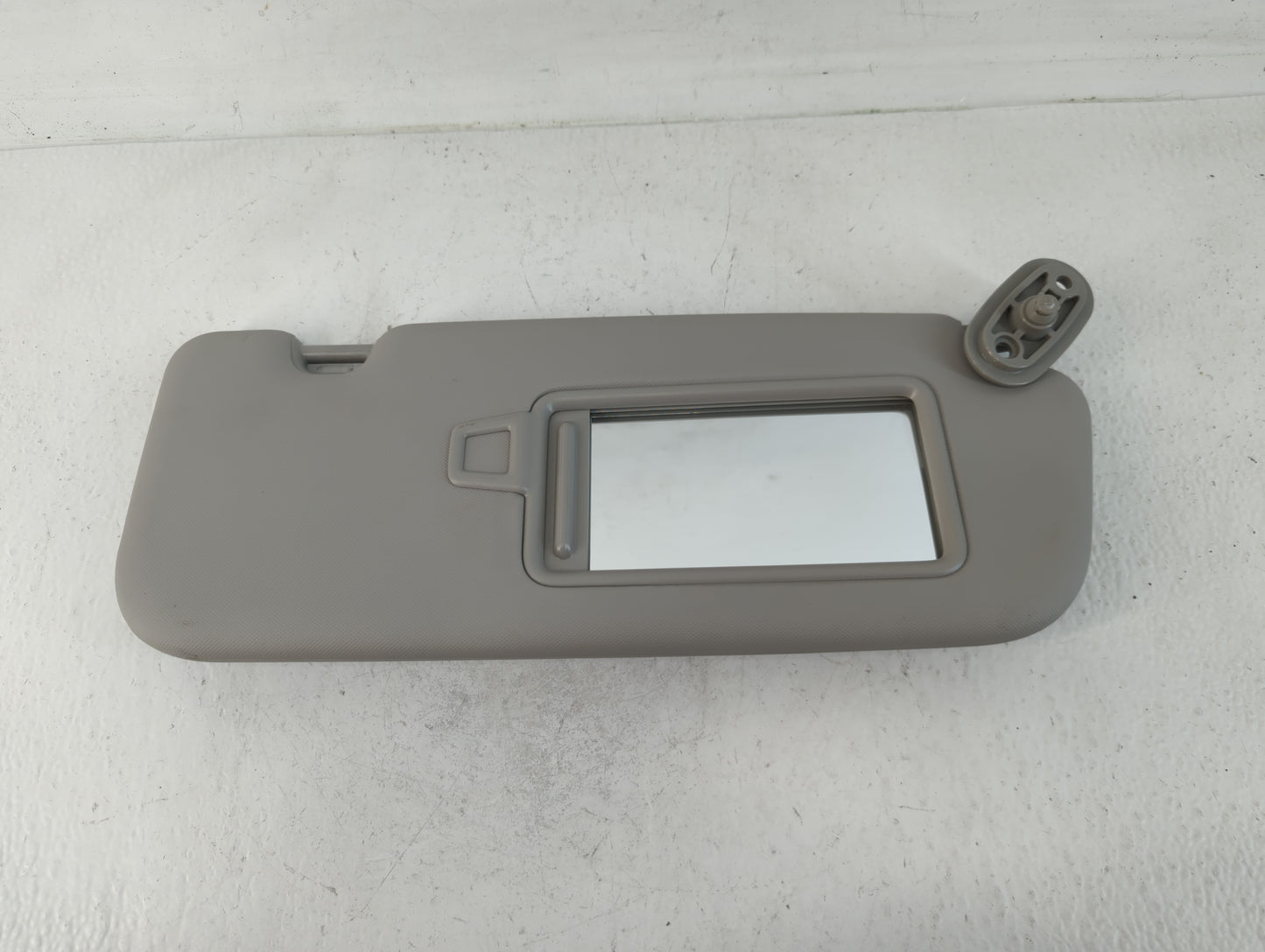 2017-2018 Kia Forte Sun Visor Shade Replacement Passenger Right Mirror Fits Fits 2017 2018 OEM Used Auto Parts - Oemusedautoparts1.com