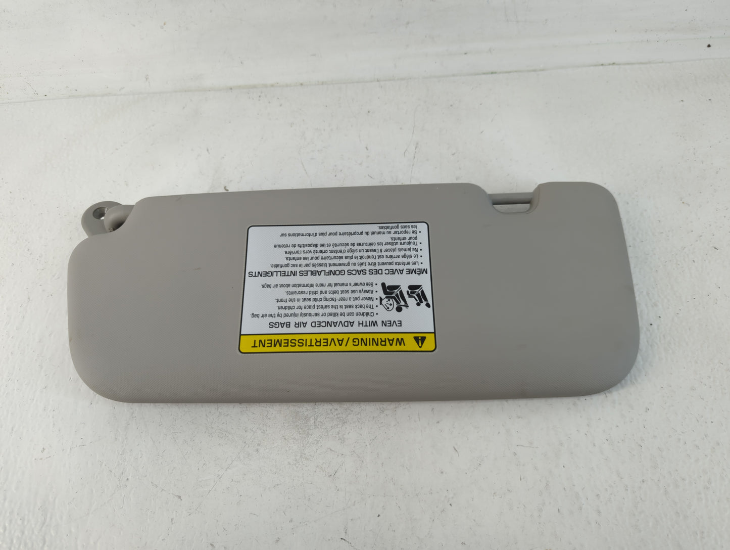 2017-2018 Kia Forte Sun Visor Shade Replacement Passenger Right Mirror Fits Fits 2017 2018 OEM Used Auto Parts - Oemusedautoparts1.com