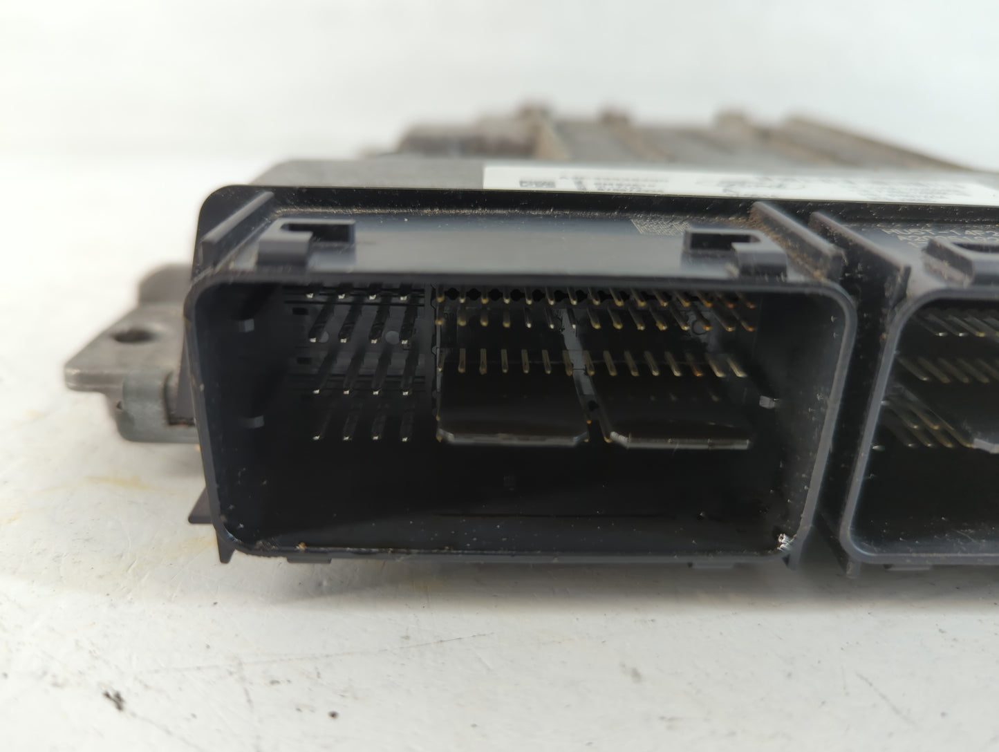 2017-2019 Ford Escape PCM Engine Control Computer ECU ECM PCU OEM P/N:FV6A-12B684-AB HU5T-14F262-BA Fits Fits 2017 2018 2019 OEM Used Auto Parts - Oemusedautoparts1.com