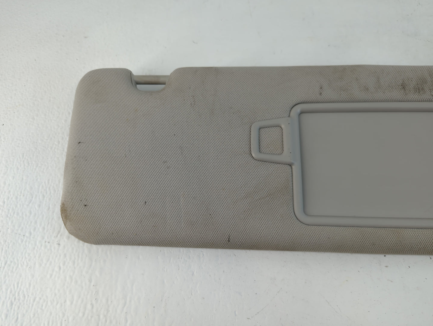 2016-2020 Kia Sorento Sun Visor Shade Replacement Passenger Right Mirror Fits Fits 2016 2017 2018 2019 2020 OEM Used Auto Parts - Oemusedautoparts1.com