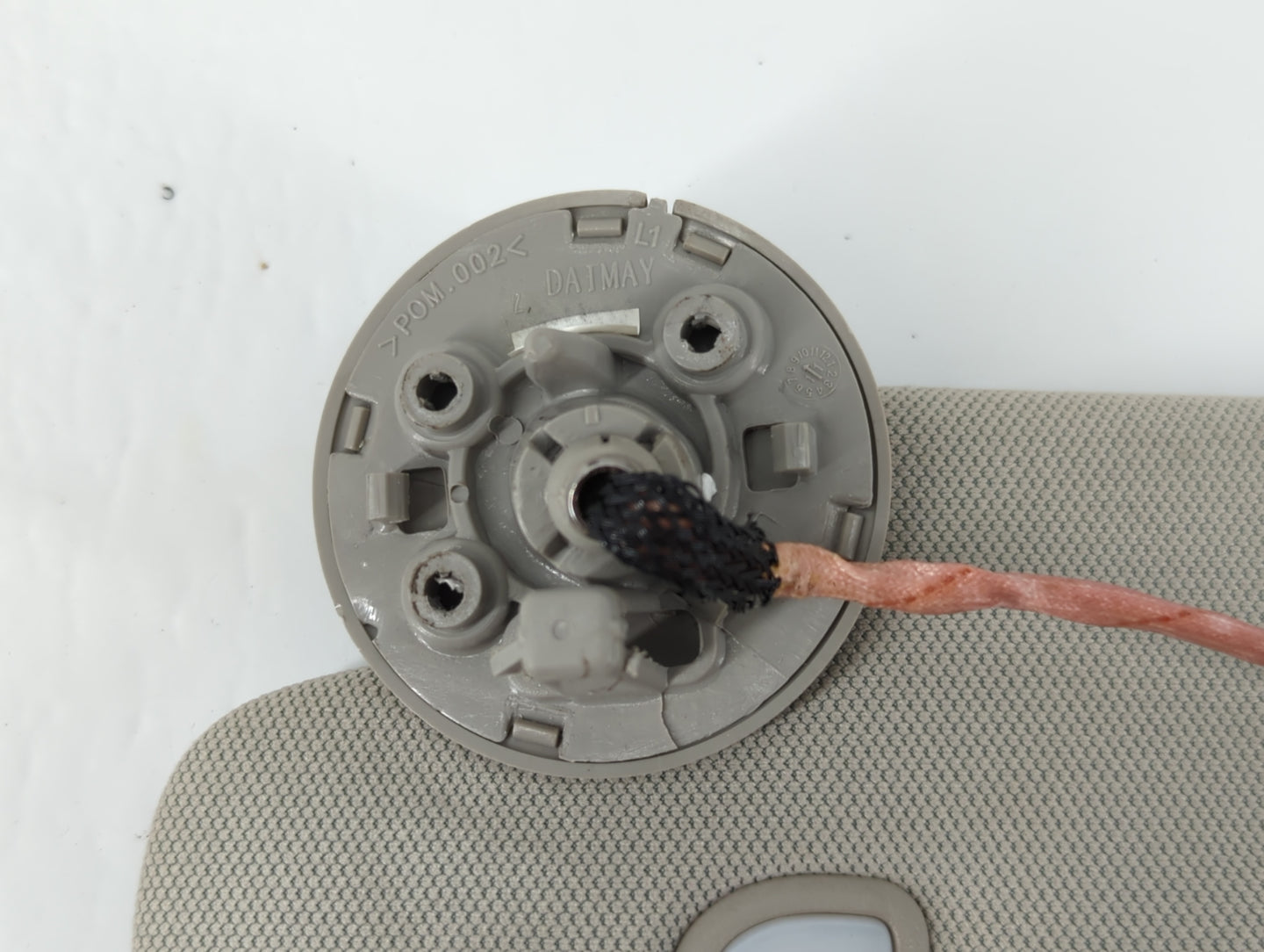 2010-2017 Chevrolet Equinox Sun Visor Shade Replacement Driver Left Mirror Fits Fits 2010 2011 2012 2013 2014 2015 2016 2017 OEM Used Auto Parts - Oemusedautoparts1.com