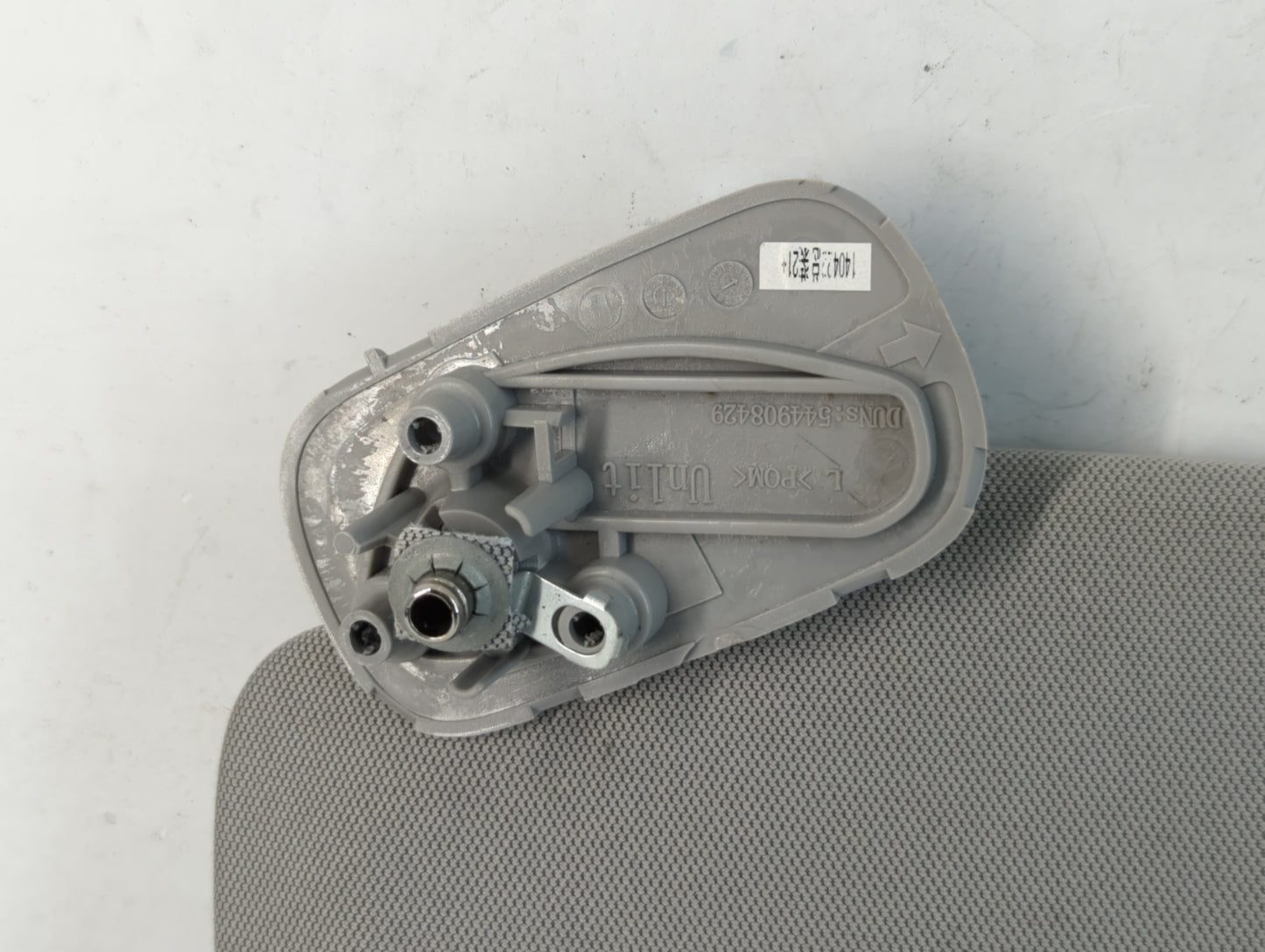 2014-2019 Gmc Sierra 1500 Sun Visor Shade Replacement Driver Left Mirror Fits Fits 2014 2015 2016 2017 2018 2019 OEM Used Auto Parts - Oemusedautoparts1.com