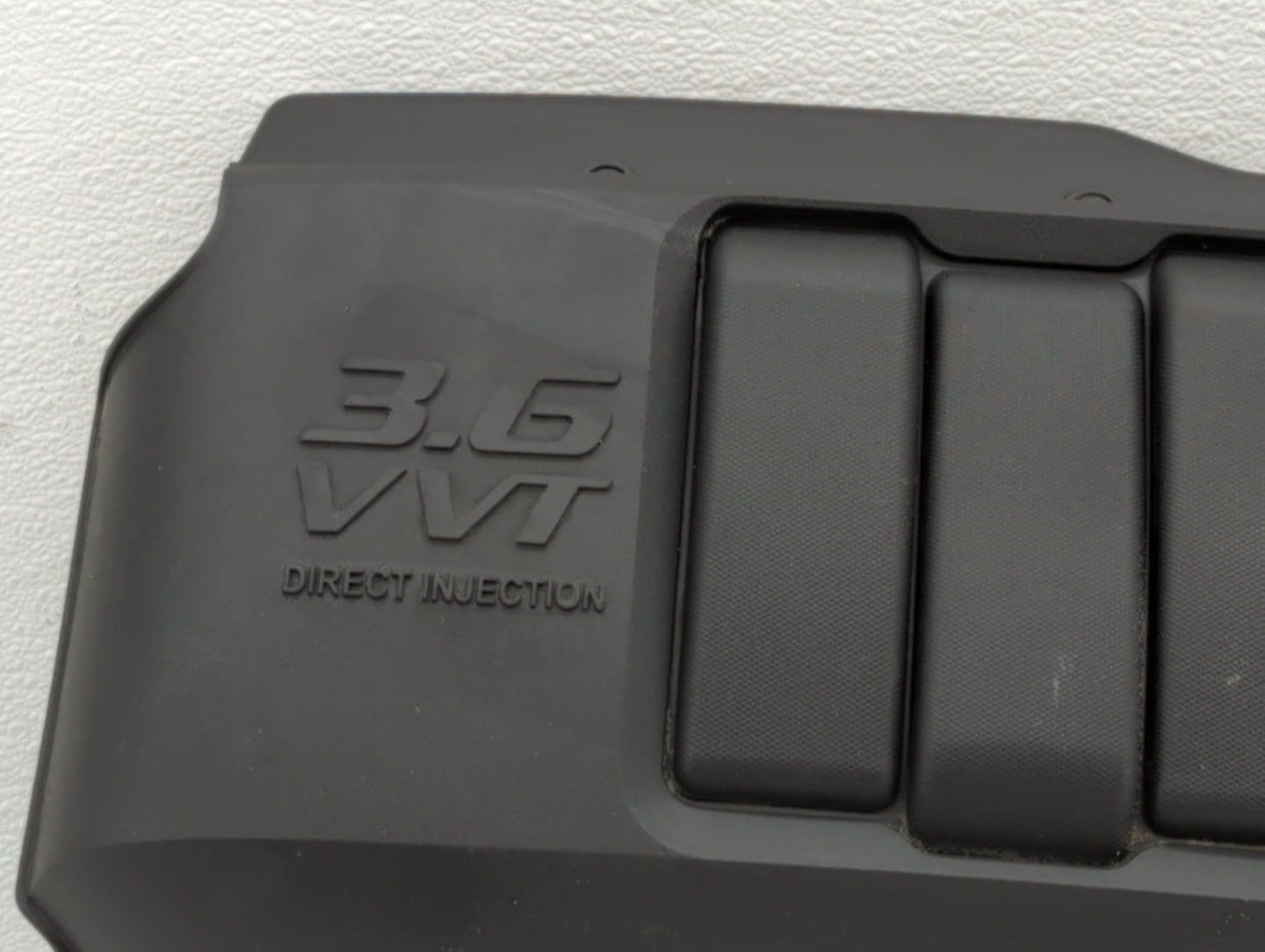 2012 Buick Enclave Engine Cover - Oemusedautoparts1.com