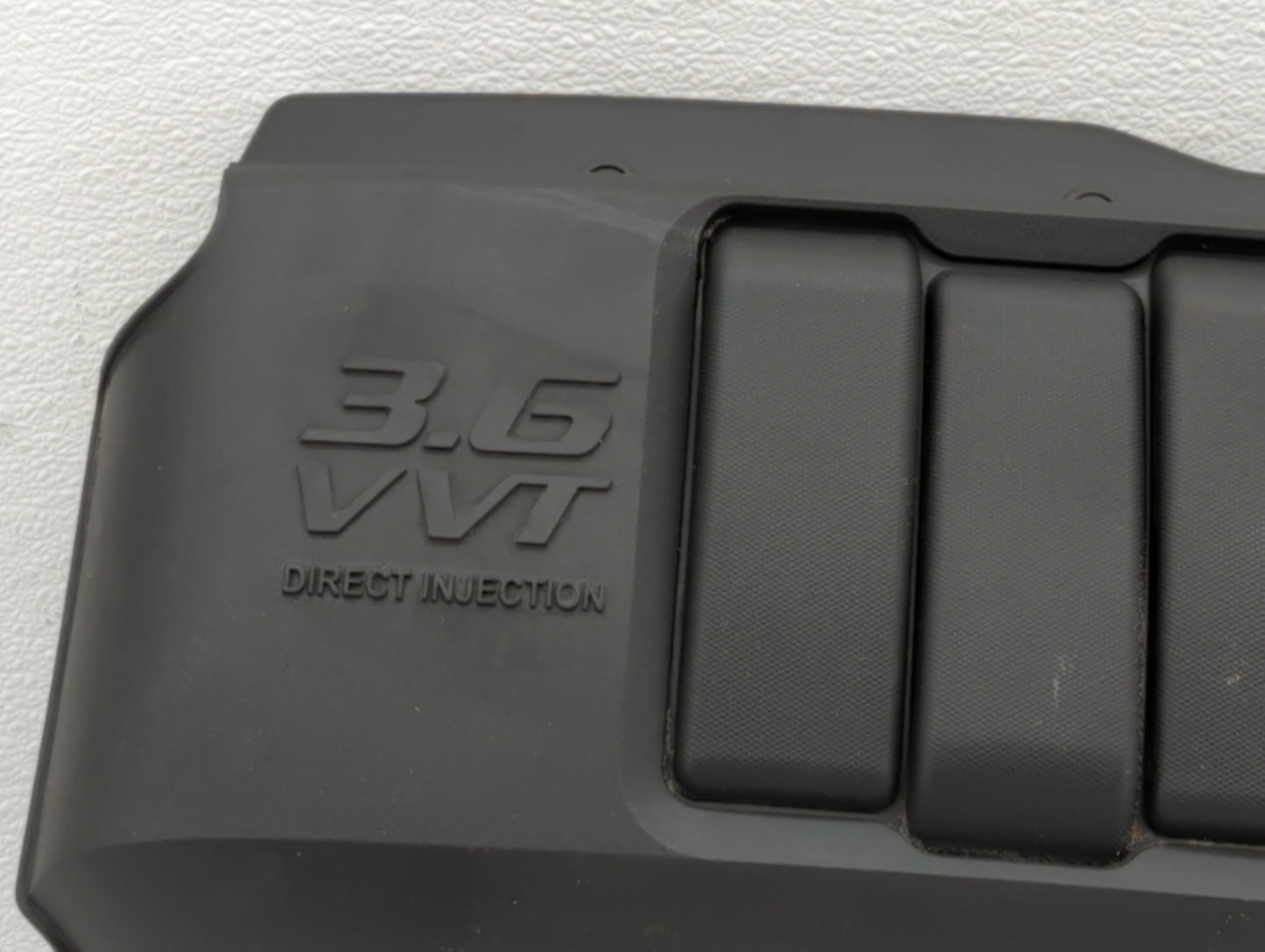 2012 Buick Enclave Engine Cover - Oemusedautoparts1.com