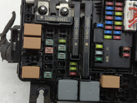 2019-2020 Hyundai Elantra Fusebox Fuse Box Panel Relay Module P/N:91260 F2420 Fits Fits 2019 2020 OEM Used Auto Parts - Oemusedautoparts1.com