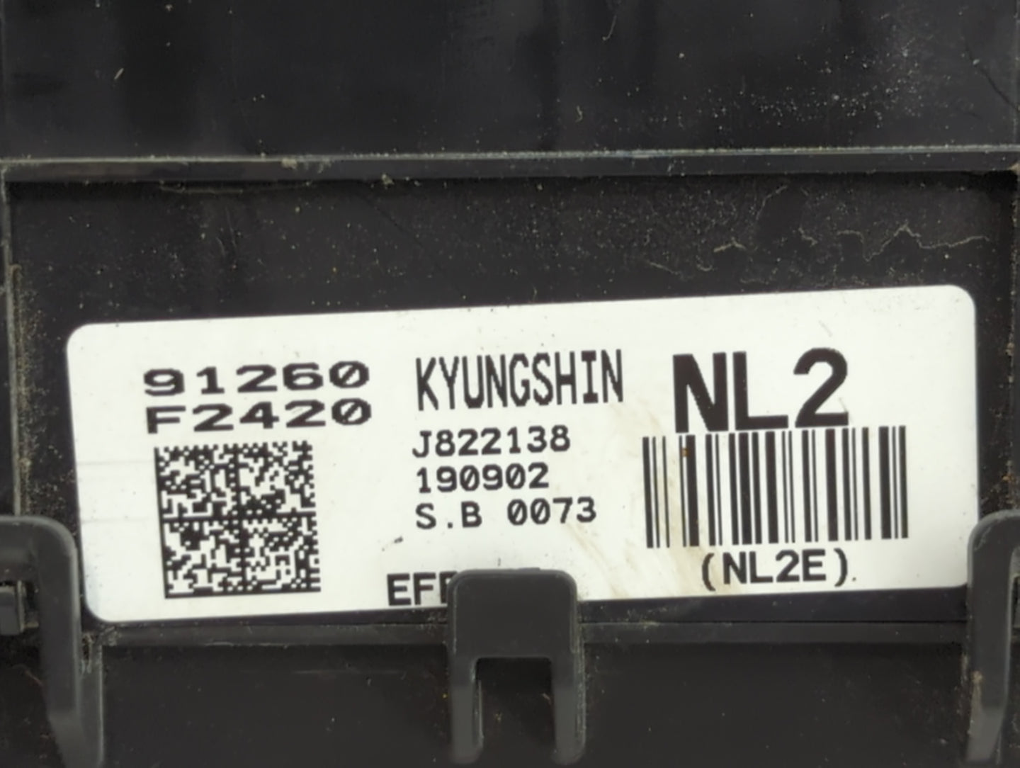 2019-2020 Hyundai Elantra Fusebox Fuse Box Panel Relay Module P/N:91260 F2420 Fits Fits 2019 2020 OEM Used Auto Parts - Oemusedautoparts1.com