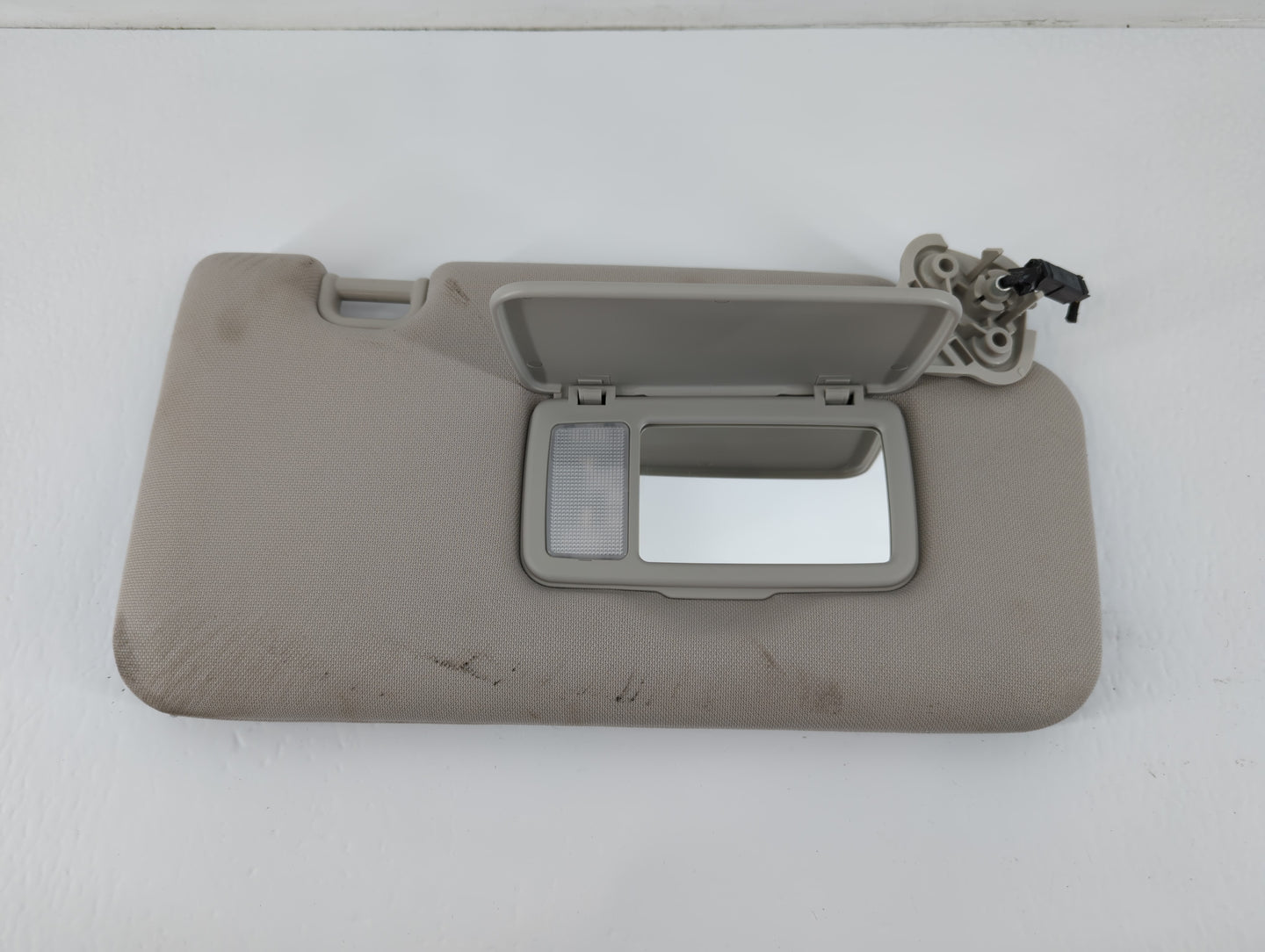 2023 Subaru Forester Sun Visor Shade Replacement Passenger Right Mirror Fits OEM Used Auto Parts - Oemusedautoparts1.com