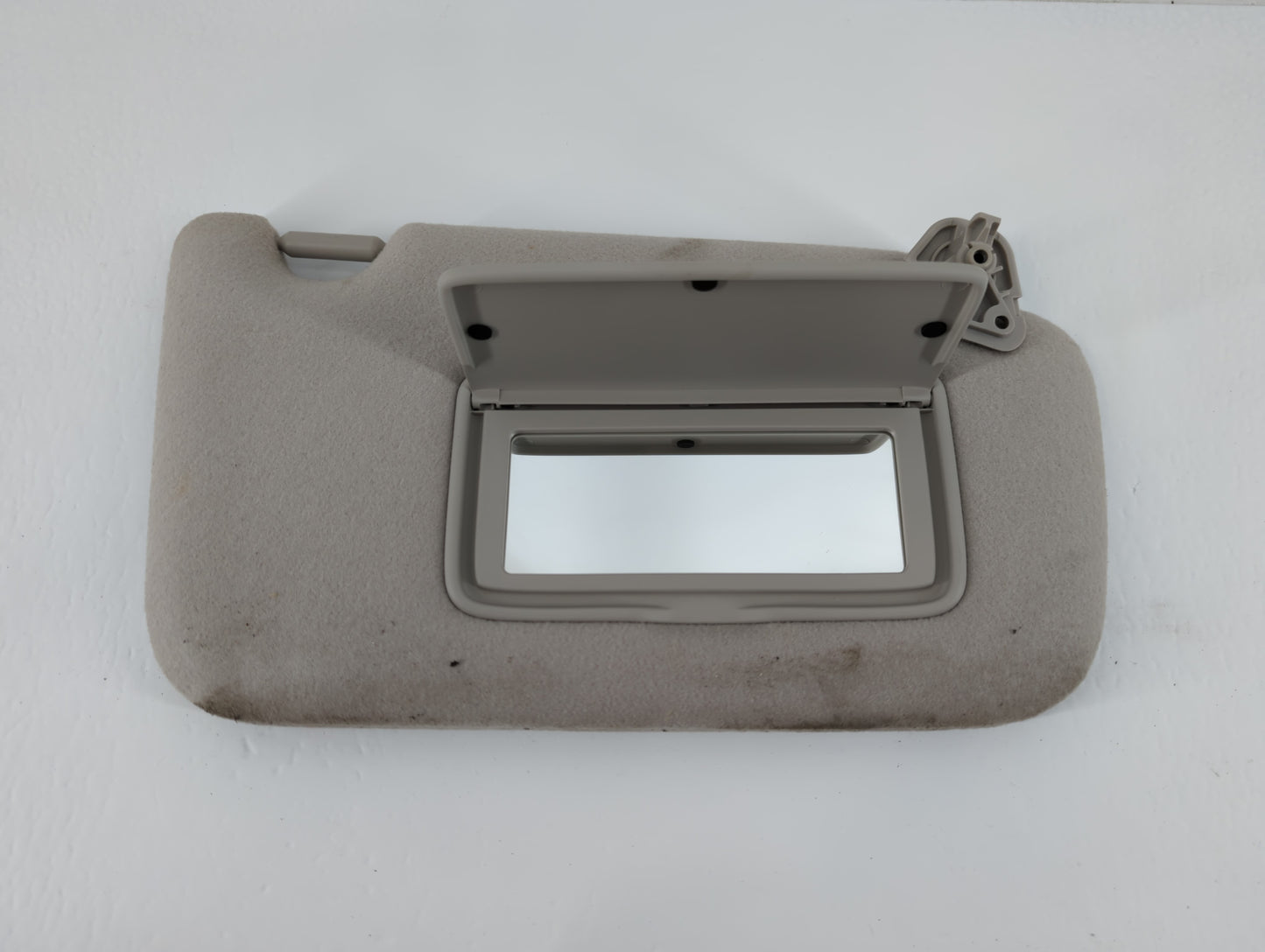 2013-2019 Nissan Sentra Sun Visor Shade Replacement Passenger Right Mirror Fits Fits 2012 2013 2014 2015 2016 2017 2018 2019 OEM Used Auto Parts - Oemusedautoparts1.com