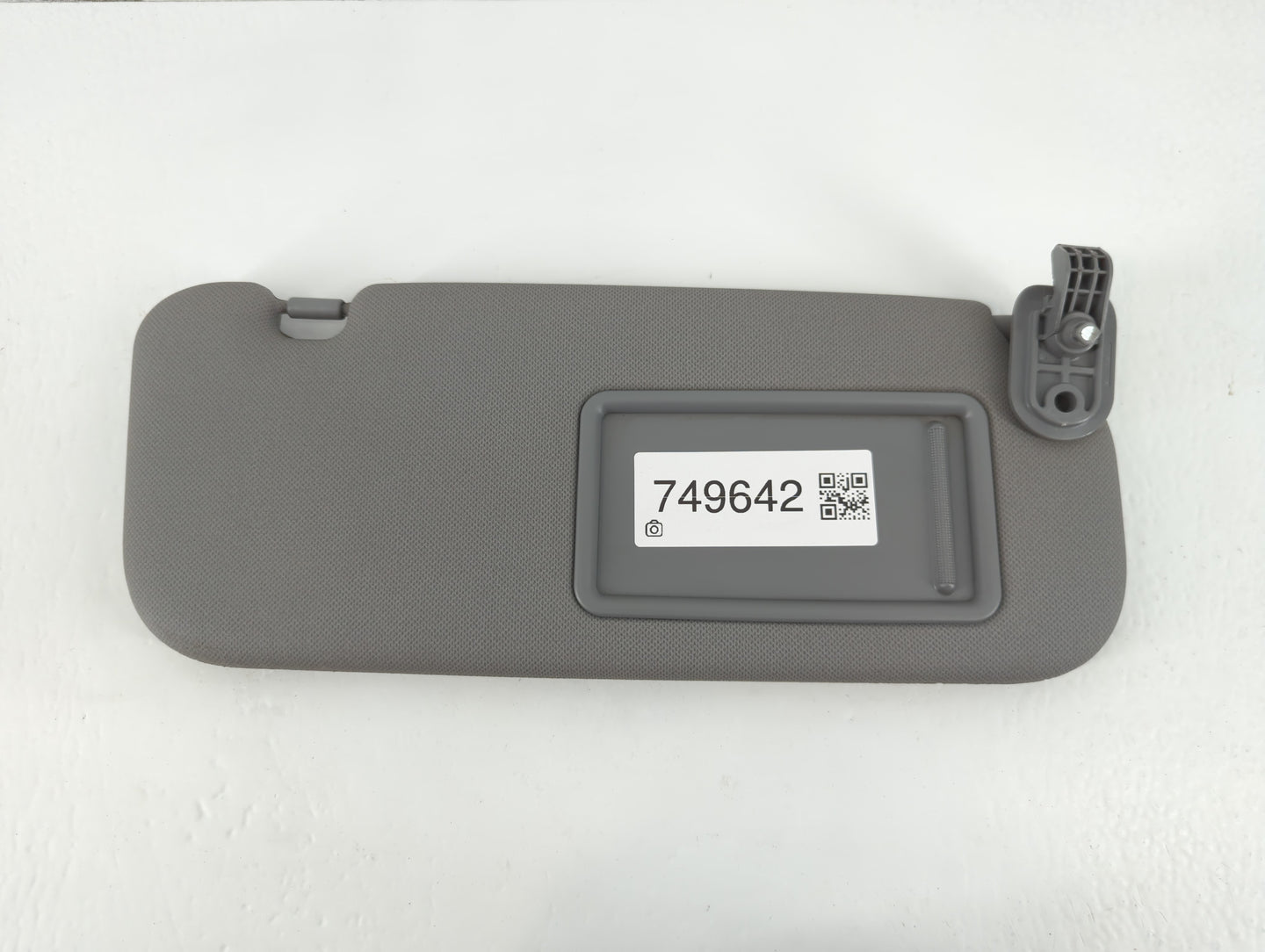 2014-2017 Hyundai Accent Sun Visor Shade Replacement Passenger Right Mirror Fits Fits 2014 2015 2016 2017 OEM Used Auto Parts - Oemusedautoparts1.com