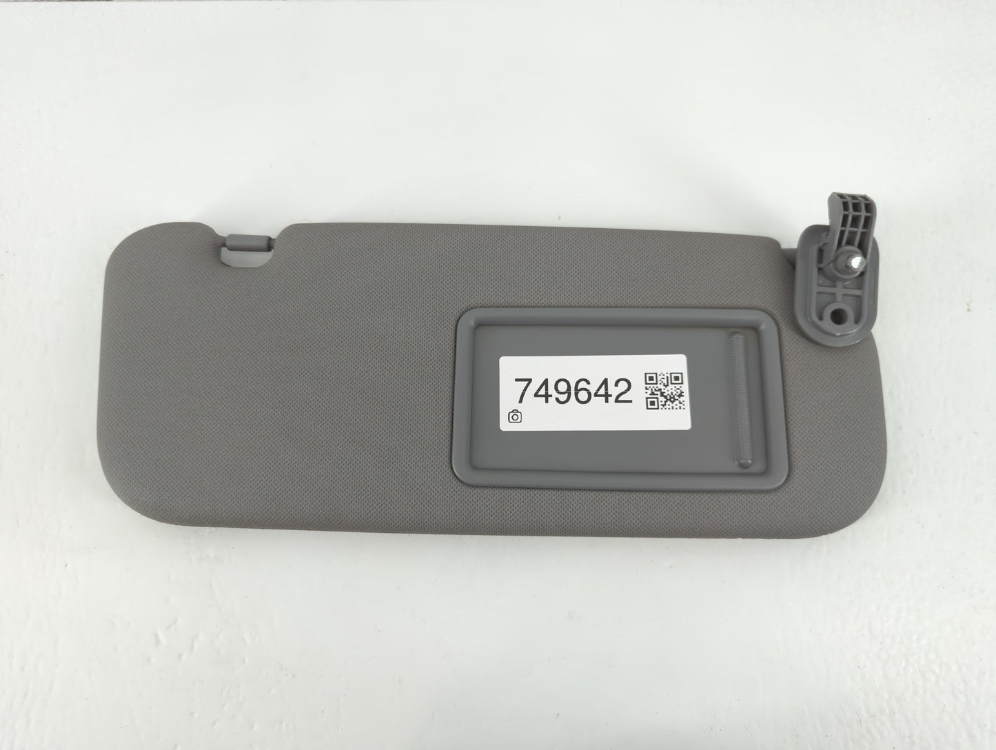 2014-2017 Hyundai Accent Sun Visor Shade Replacement Passenger Right Mirror Fits Fits 2014 2015 2016 2017 OEM Used Auto Parts - Oemusedautoparts1.com