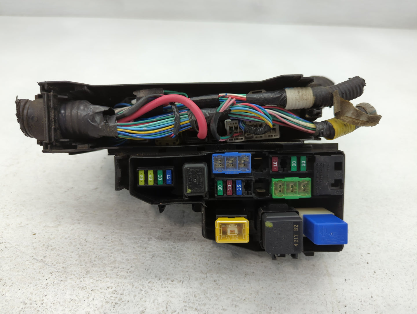 2015-2022 Nissan Pathfinder Fusebox Fuse Box Panel Relay Module P/N:5412 NA2 Fits Fits 2015 2016 2017 2018 2019 2020 2022 OEM Used Auto Parts - Oemusedautoparts1.com