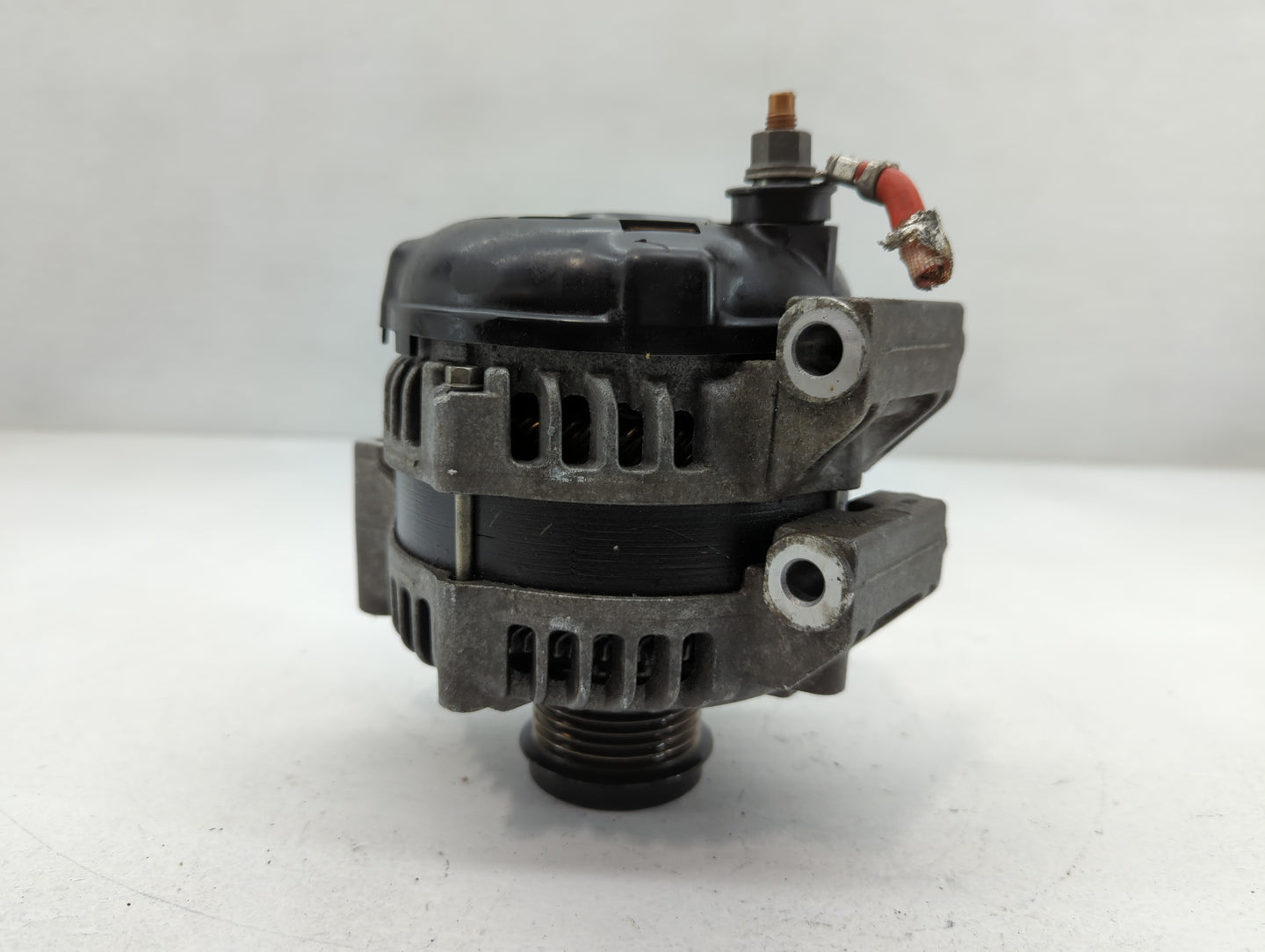 2014-2018 Jeep Grand Cherokee Alternator Replacement Generator Charging Assembly Engine OEM P/N:421000-0770 P04801624AD Fits OEM Used Auto Parts - Oemusedautoparts1.com