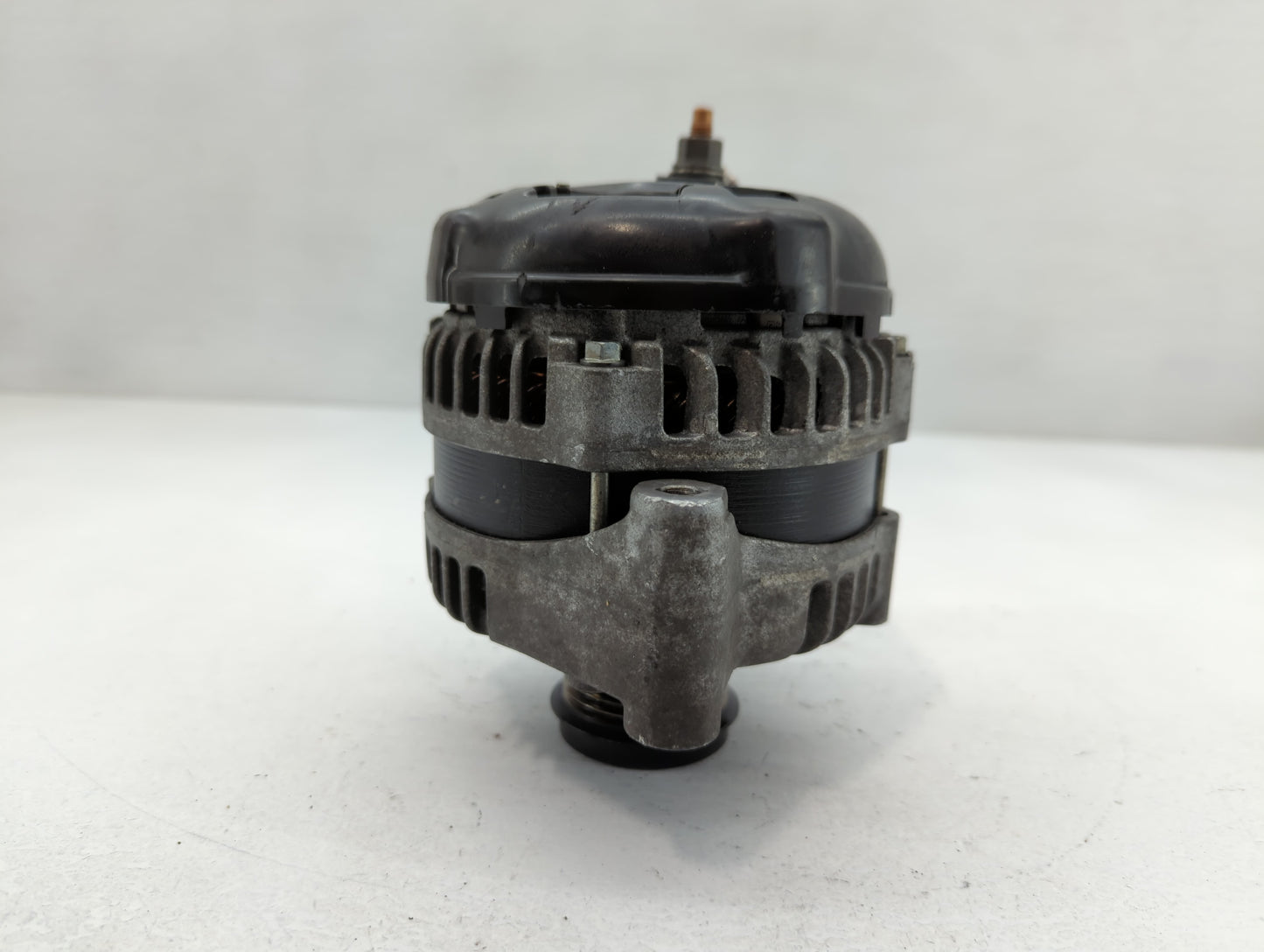2014-2018 Jeep Grand Cherokee Alternator Replacement Generator Charging Assembly Engine OEM P/N:421000-0770 P04801624AD Fits OEM Used Auto Parts - Oemusedautoparts1.com
