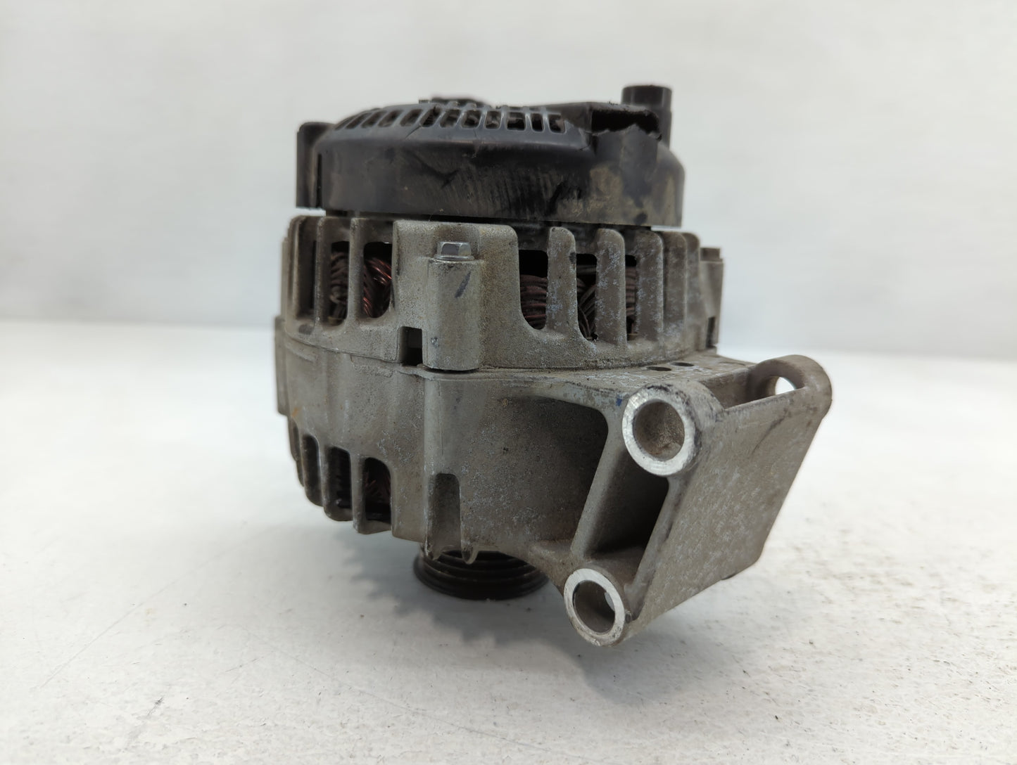 2011-2019 Ford Fiesta Alternator Replacement Generator Charging Assembly Engine OEM P/N:2608513 C AE8T-10300-AA Fits OEM Used Auto Parts - Oemusedautoparts1.com