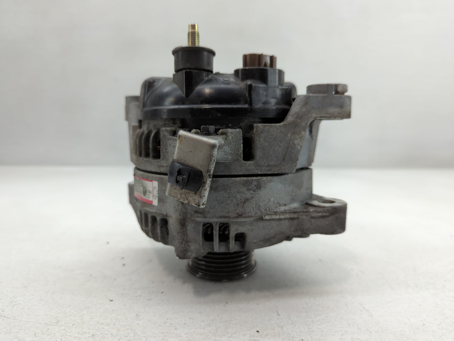 2019-2020 Hyundai Santa Fe Alternator Replacement Generator Charging Assembly Engine OEM P/N:TN104211-8790 37300-2G061 Fits OEM Used Auto Parts - Oemusedautoparts1.com