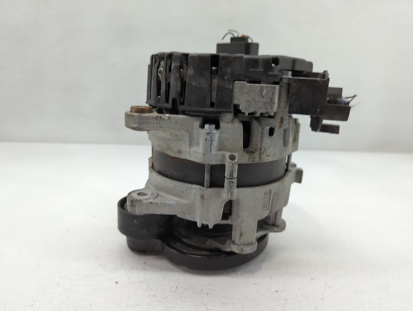 2022 Nissan Rogue Alternator Replacement Generator Charging Assembly Engine OEM P/N:22100 448191 Fits OEM Used Auto Parts - Oemusedautoparts1.com