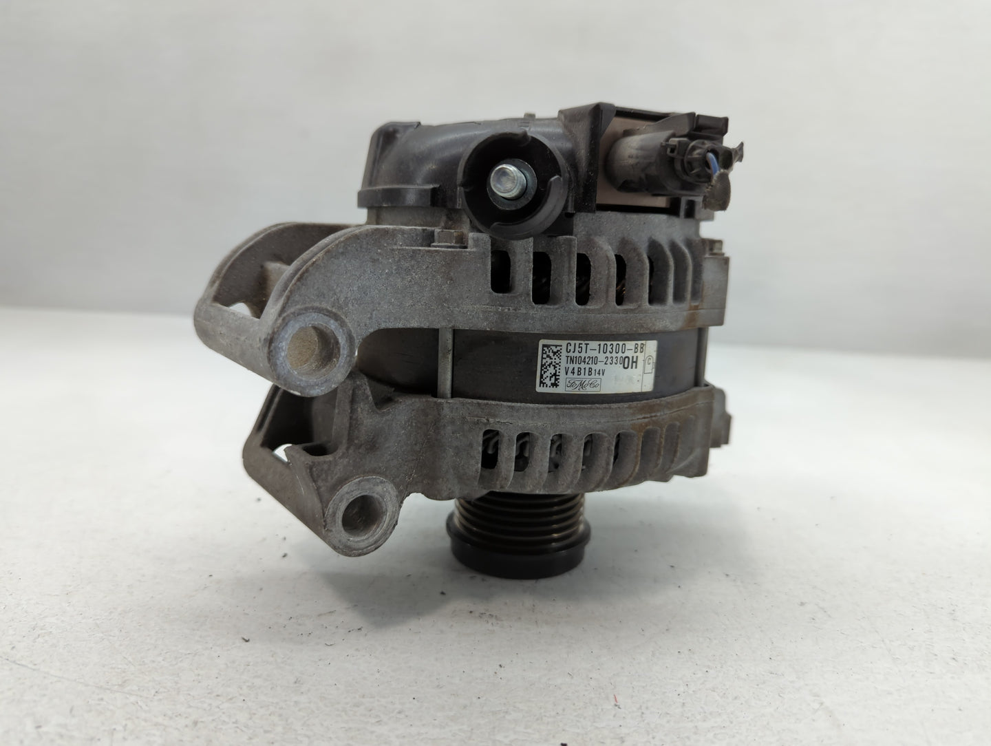 2013-2019 Ford Escape Alternator Replacement Generator Charging Assembly Engine OEM P/N:TN104210-2330 CJ5T-10300-BB Fits OEM Used Auto Parts - Oemusedautoparts1.com