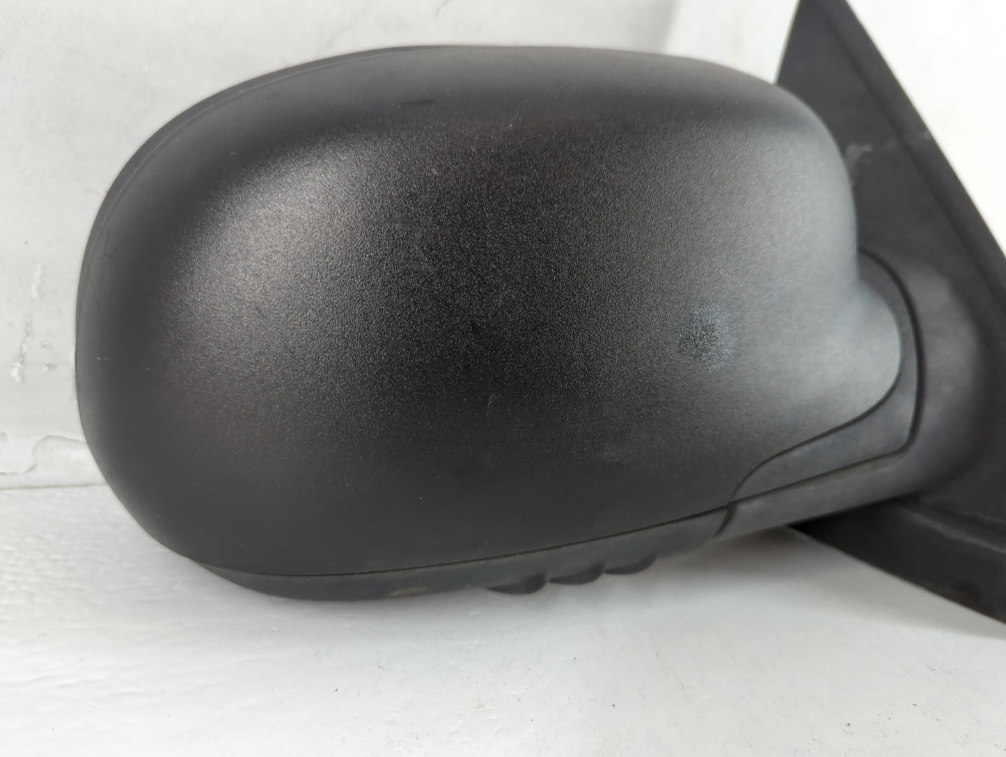 2003-2009 Gmc Envoy Passenger Right Side View Manual Door Mirror Black - Oemusedautoparts1.com