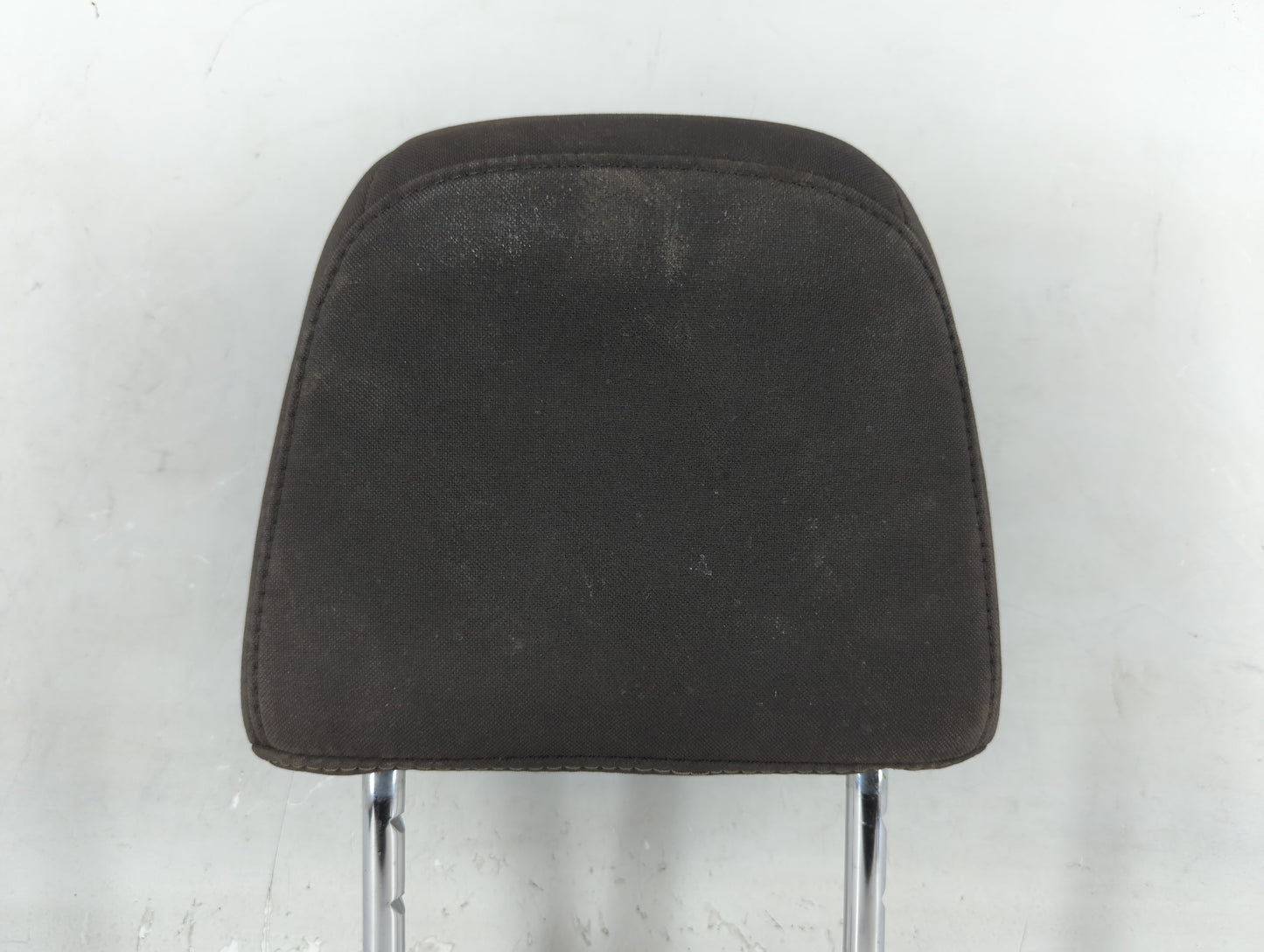 2015-2018 Ford Focus Headrest Head Rest Front Driver Passenger Seat Fits Fits 2015 2016 2017 2018 OEM Used Auto Parts - Oemusedautoparts1.com