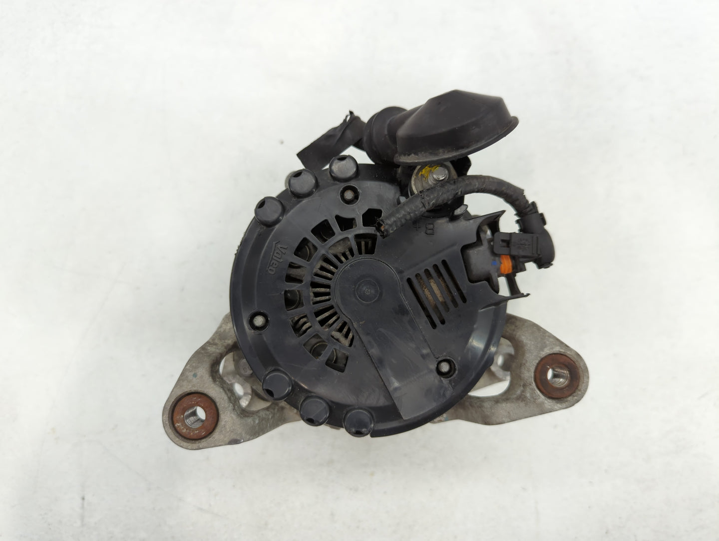 2013-2021 Buick Encore Alternator Replacement Generator Charging Assembly Engine OEM P/N:2619573 B 13597226 Fits OEM Used Auto Parts - Oemusedautoparts1.com