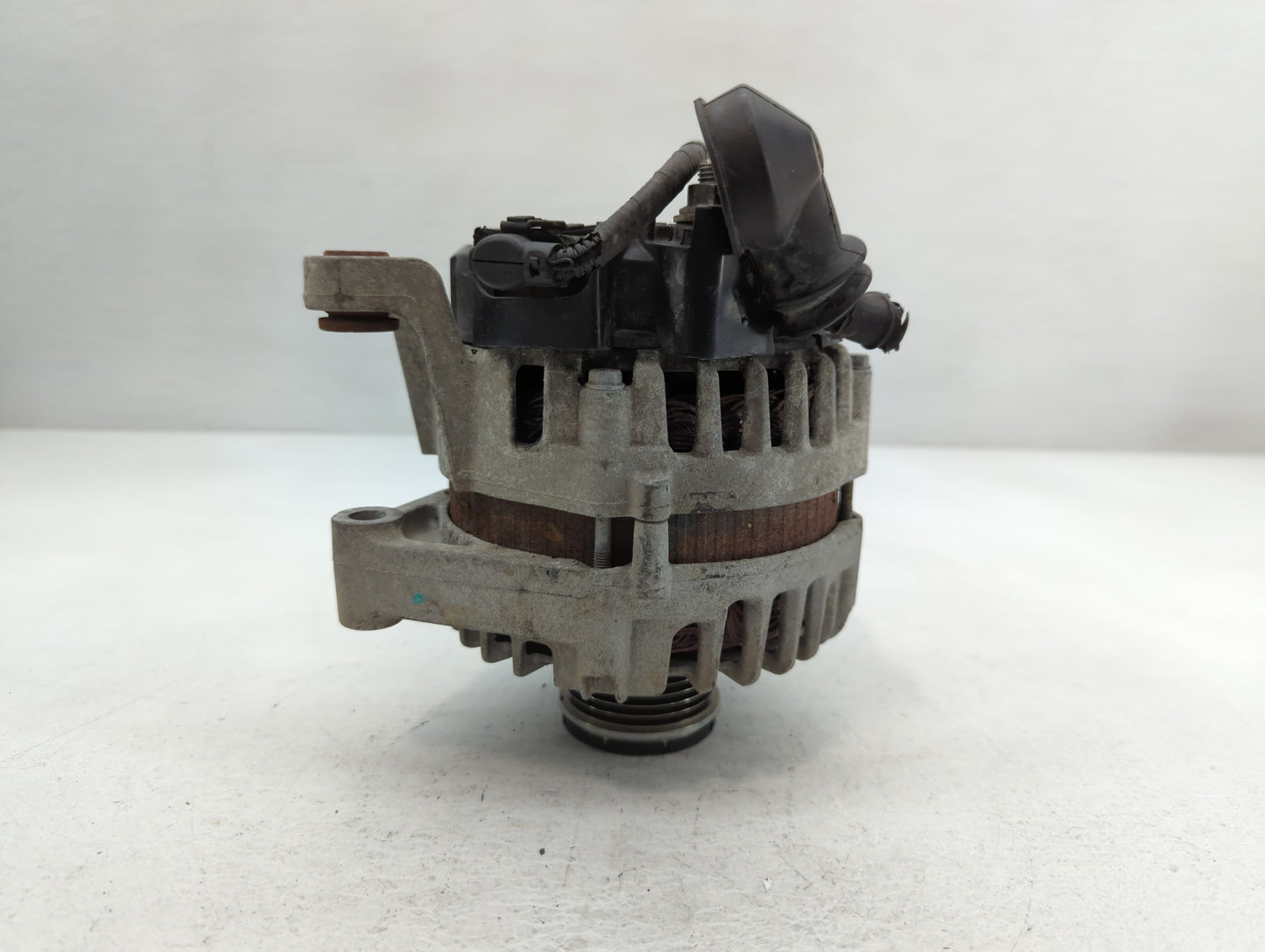 2013-2021 Buick Encore Alternator Replacement Generator Charging Assembly Engine OEM P/N:2619573 B 13597226 Fits OEM Used Auto Parts - Oemusedautoparts1.com