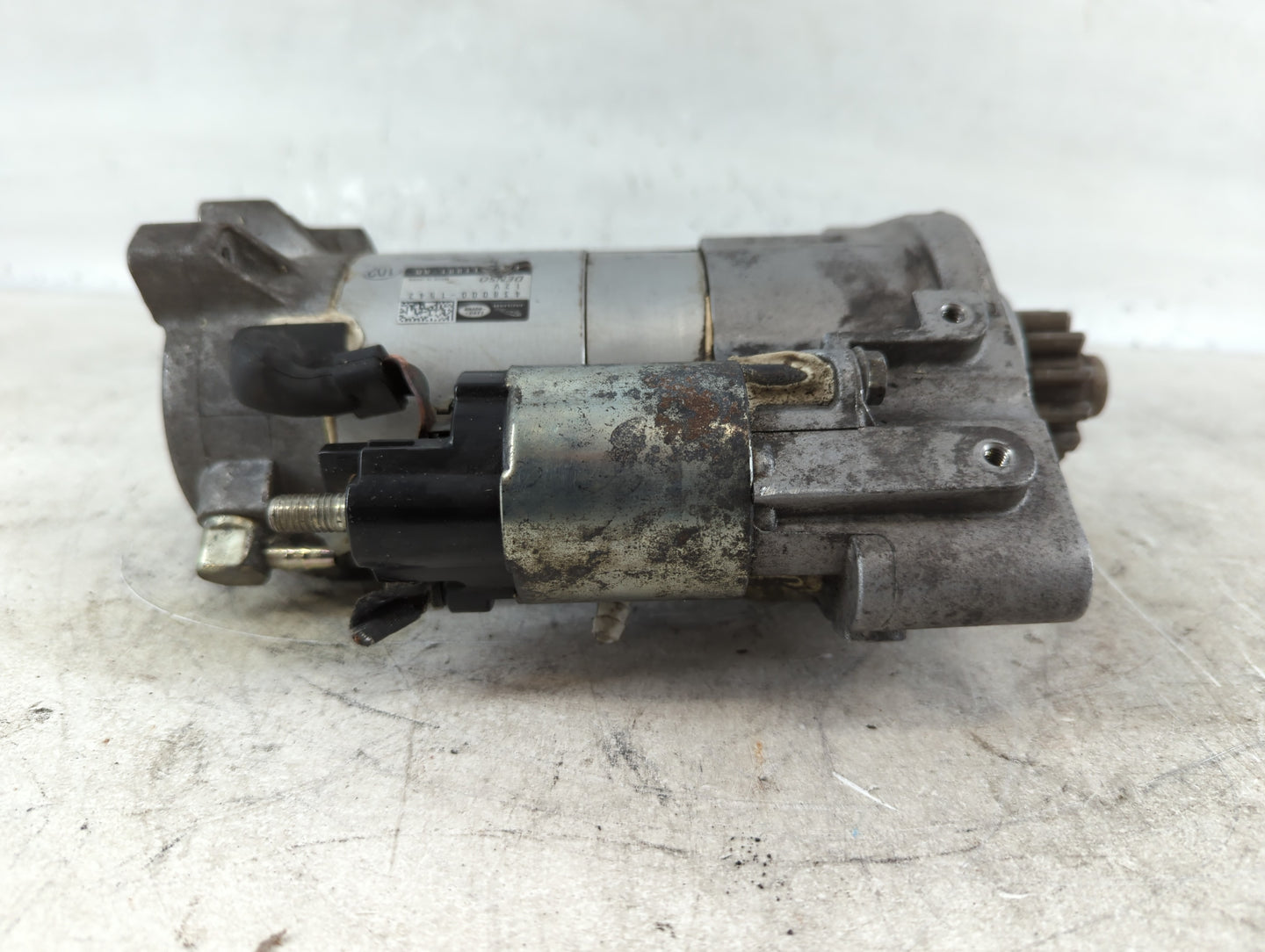 2018 Land Rover Land Rover Car Starter Motor Solenoid OEM P/N:438000-1542 Fits Fits 2015 2016 2017 2019 2020 OEM Used Auto Parts - Oemusedautoparts1.com