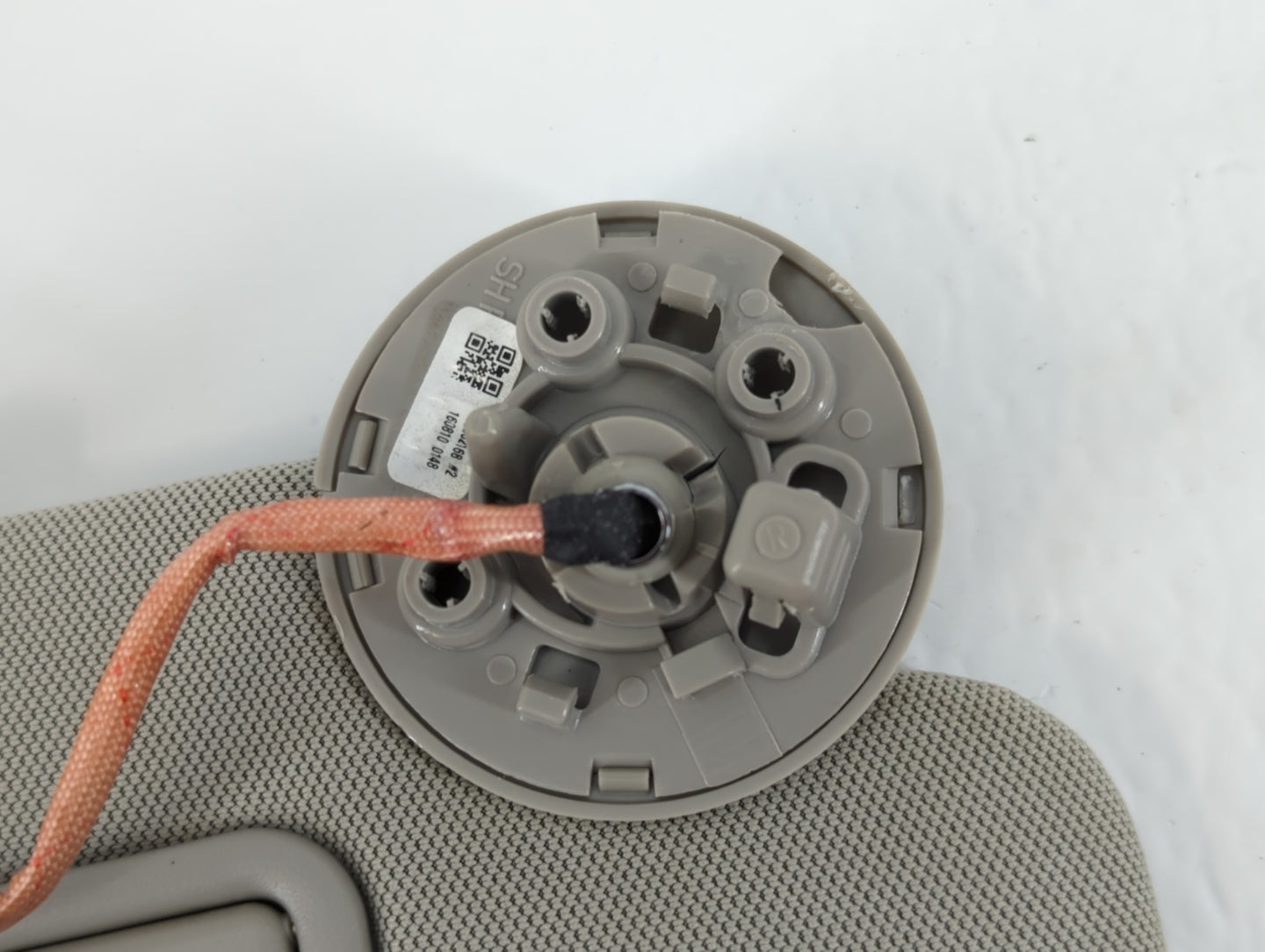 2012-2017 Buick Verano Sun Visor Shade Replacement Passenger Right Mirror Fits Fits 2012 2013 2014 2015 2016 2017 OEM Used Auto Parts - Oemusedautoparts1.com