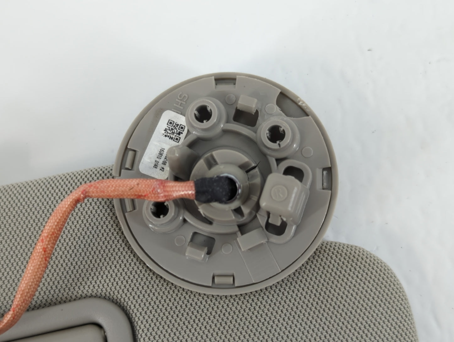 2012-2017 Buick Verano Sun Visor Shade Replacement Passenger Right Mirror Fits Fits 2012 2013 2014 2015 2016 2017 OEM Used Auto Parts - Oemusedautoparts1.com