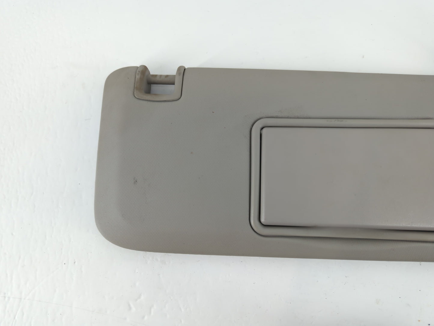 2011-2016 Chevrolet Cruze Sun Visor Shade Replacement Passenger Right Mirror Fits Fits 2011 2012 2013 2014 2015 2016 OEM Used Auto Parts - Oemusedautoparts1.com