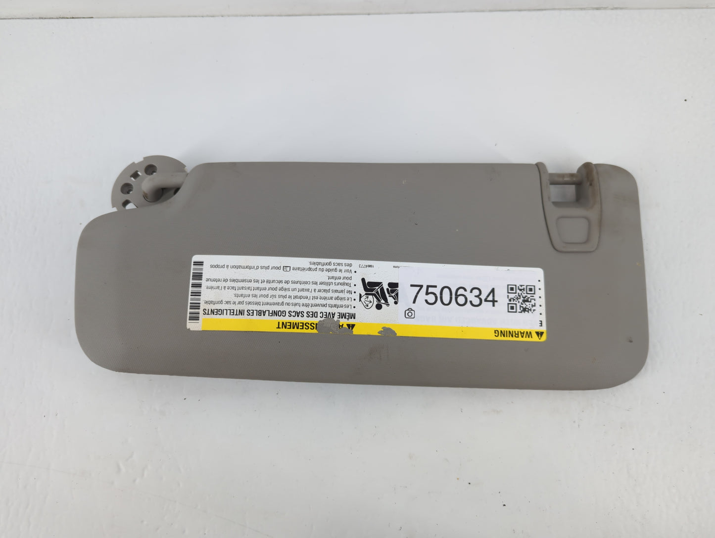 2011-2016 Chevrolet Cruze Sun Visor Shade Replacement Passenger Right Mirror Fits Fits 2011 2012 2013 2014 2015 2016 OEM Used Auto Parts - Oemusedautoparts1.com