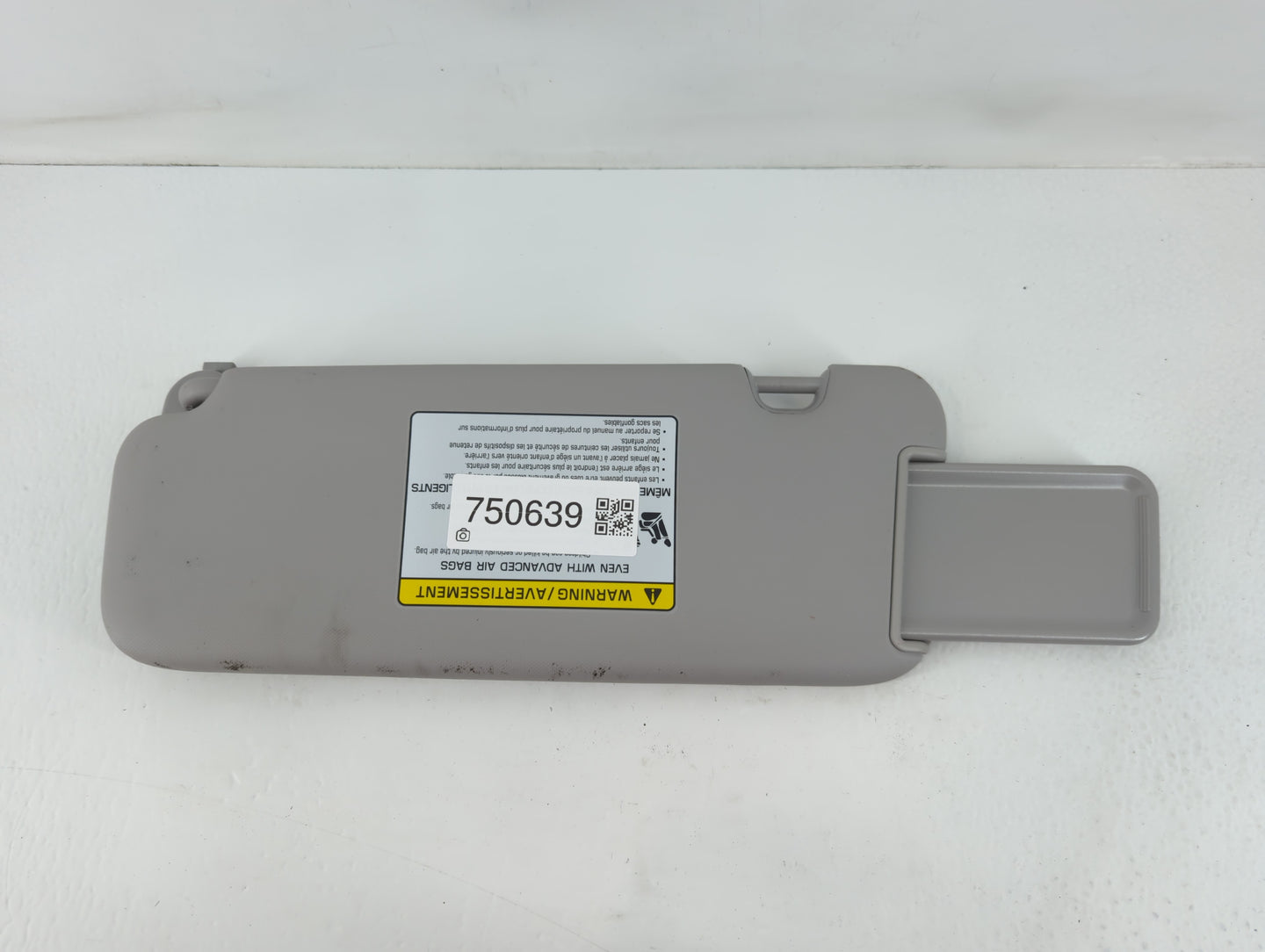 2017-2020 Hyundai Elantra Sun Visor Shade Replacement Passenger Right Mirror Fits Fits 2017 2018 2019 2020 OEM Used Auto Parts - Oemusedautoparts1.com