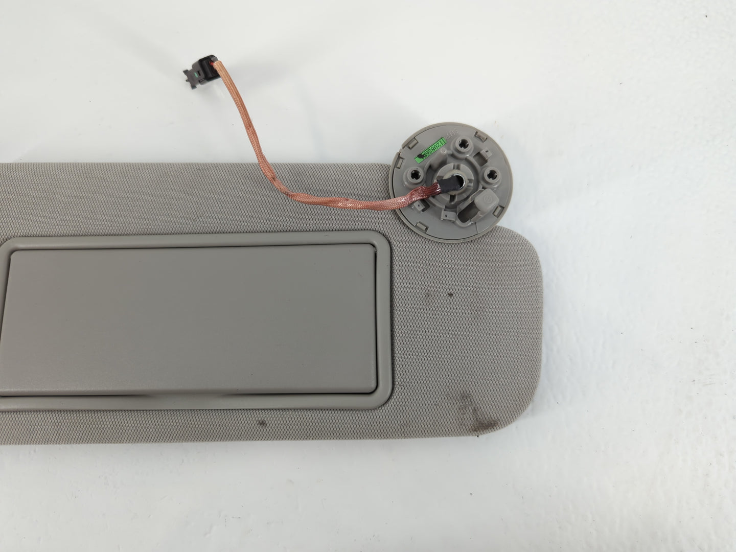 2012-2017 Buick Verano Sun Visor Shade Replacement Passenger Right Mirror Fits Fits 2012 2013 2014 2015 2016 2017 OEM Used Auto Parts - Oemusedautoparts1.com