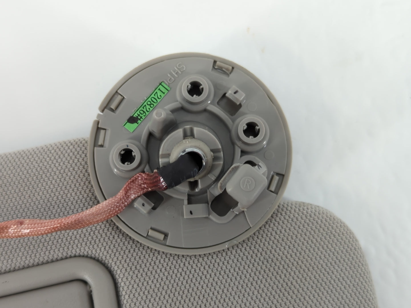 2012-2017 Buick Verano Sun Visor Shade Replacement Passenger Right Mirror Fits Fits 2012 2013 2014 2015 2016 2017 OEM Used Auto Parts - Oemusedautoparts1.com