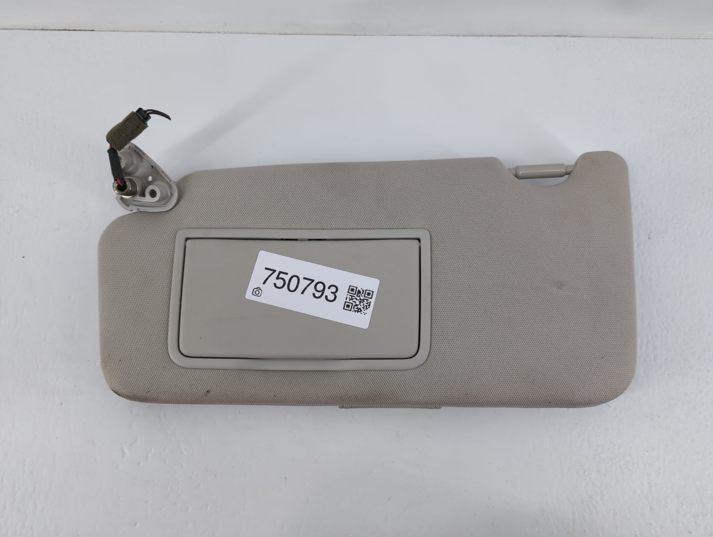2010-2014 Subaru Legacy Sun Visor Shade Replacement Driver Left Mirror Fits Fits 2010 2011 2012 2013 2014 OEM Used Auto Parts - Oemusedautoparts1.com