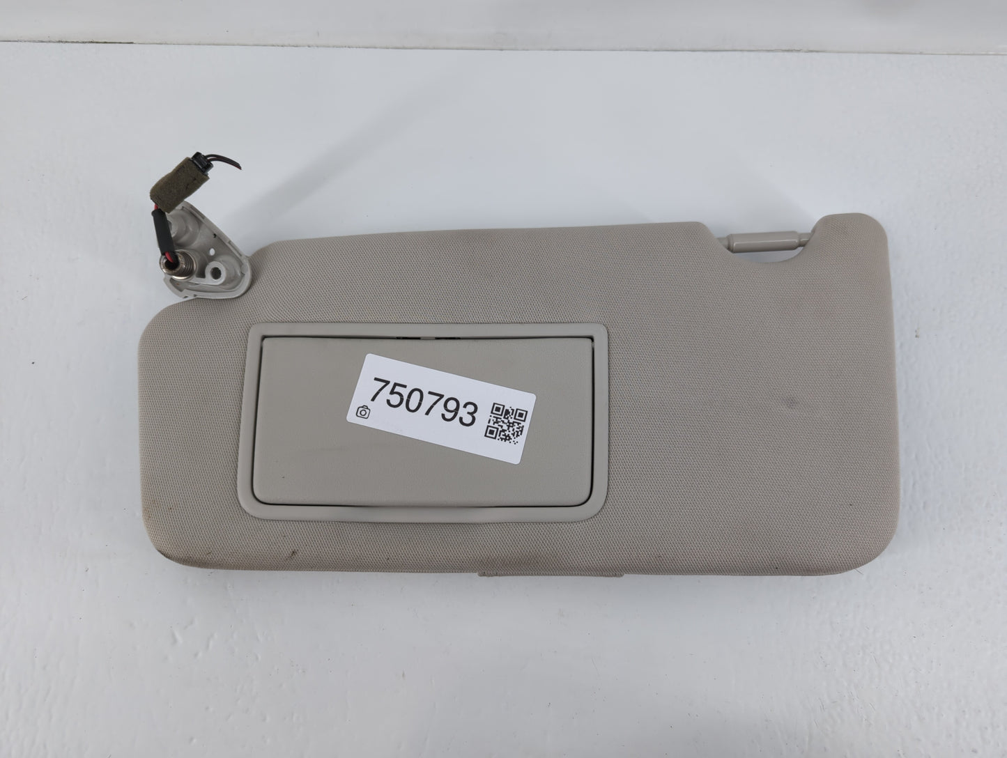 2010-2014 Subaru Legacy Sun Visor Shade Replacement Driver Left Mirror Fits Fits 2010 2011 2012 2013 2014 OEM Used Auto Parts - Oemusedautoparts1.com