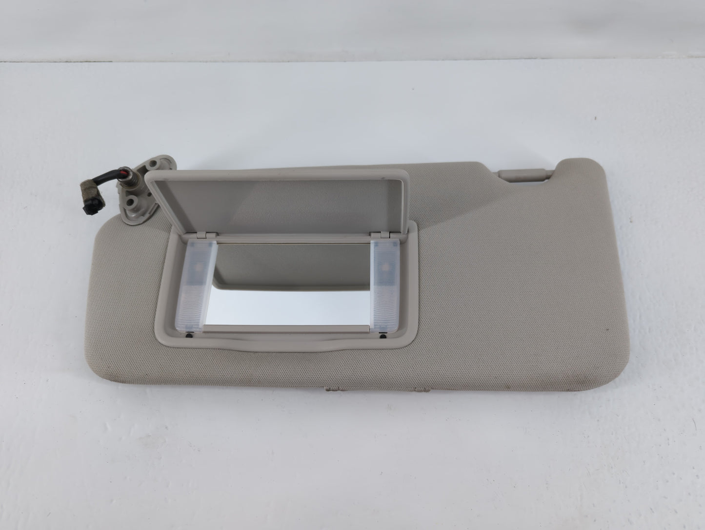 2010-2014 Subaru Legacy Sun Visor Shade Replacement Driver Left Mirror Fits Fits 2010 2011 2012 2013 2014 OEM Used Auto Parts - Oemusedautoparts1.com