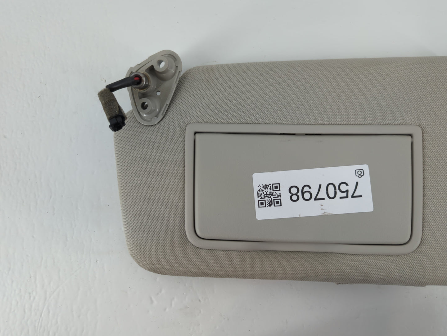 2010-2014 Subaru Legacy Sun Visor Shade Replacement Driver Left Mirror Fits Fits 2010 2011 2012 2013 2014 OEM Used Auto Parts - Oemusedautoparts1.com