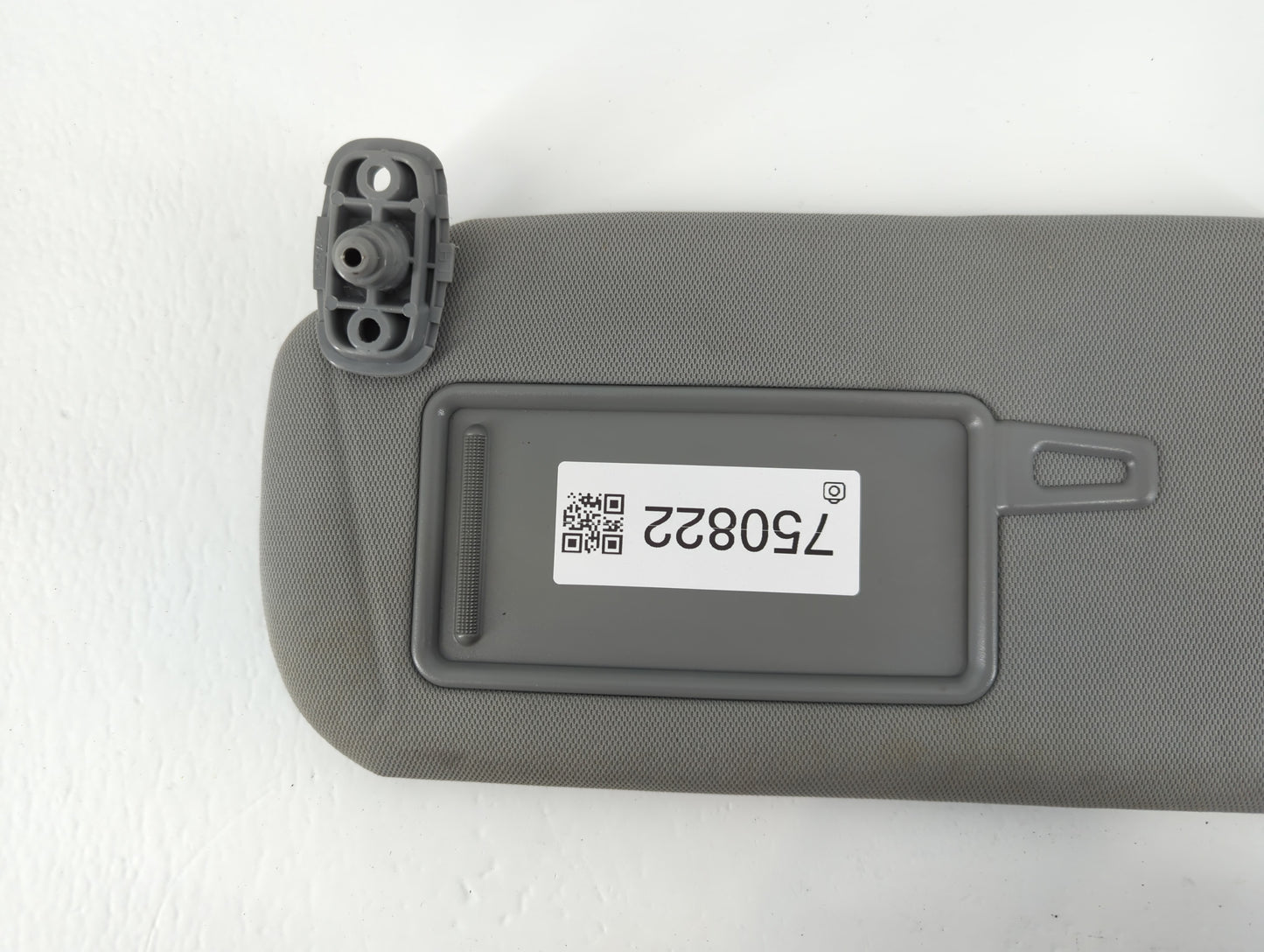 2011-2015 Kia Sorento Sun Visor Shade Replacement Driver Left Mirror Fits Fits 2011 2012 2013 2014 2015 OEM Used Auto Parts - Oemusedautoparts1.com