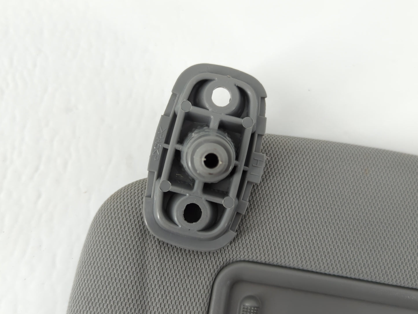 2011-2015 Kia Sorento Sun Visor Shade Replacement Driver Left Mirror Fits Fits 2011 2012 2013 2014 2015 OEM Used Auto Parts - Oemusedautoparts1.com