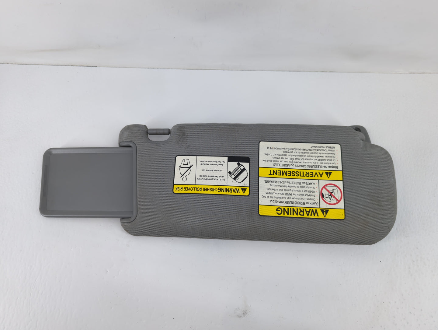 2011-2015 Kia Sorento Sun Visor Shade Replacement Driver Left Mirror Fits Fits 2011 2012 2013 2014 2015 OEM Used Auto Parts - Oemusedautoparts1.com