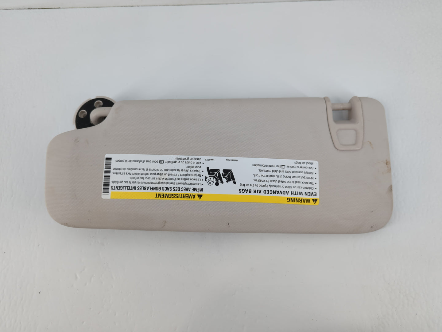 2017 Chevrolet Cruze Sun Visor Shade Replacement Driver Left Mirror Fits OEM Used Auto Parts - Oemusedautoparts1.com