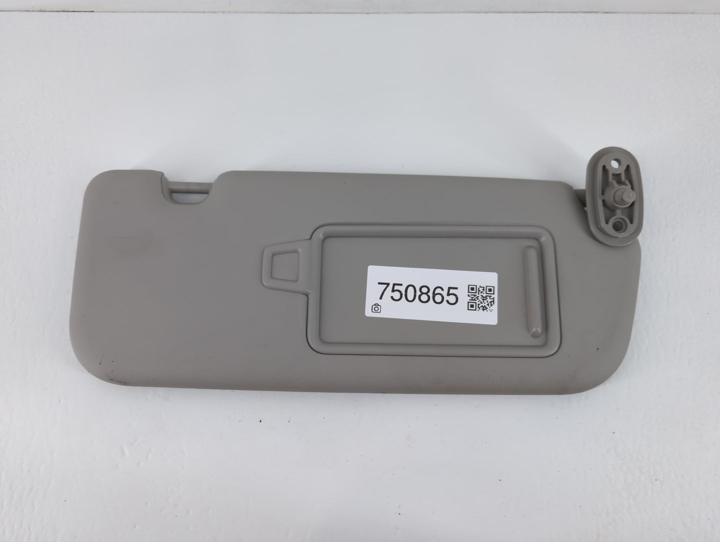 2017-2018 Kia Forte Sun Visor Shade Replacement Passenger Right Mirror Fits Fits 2017 2018 OEM Used Auto Parts - Oemusedautoparts1.com