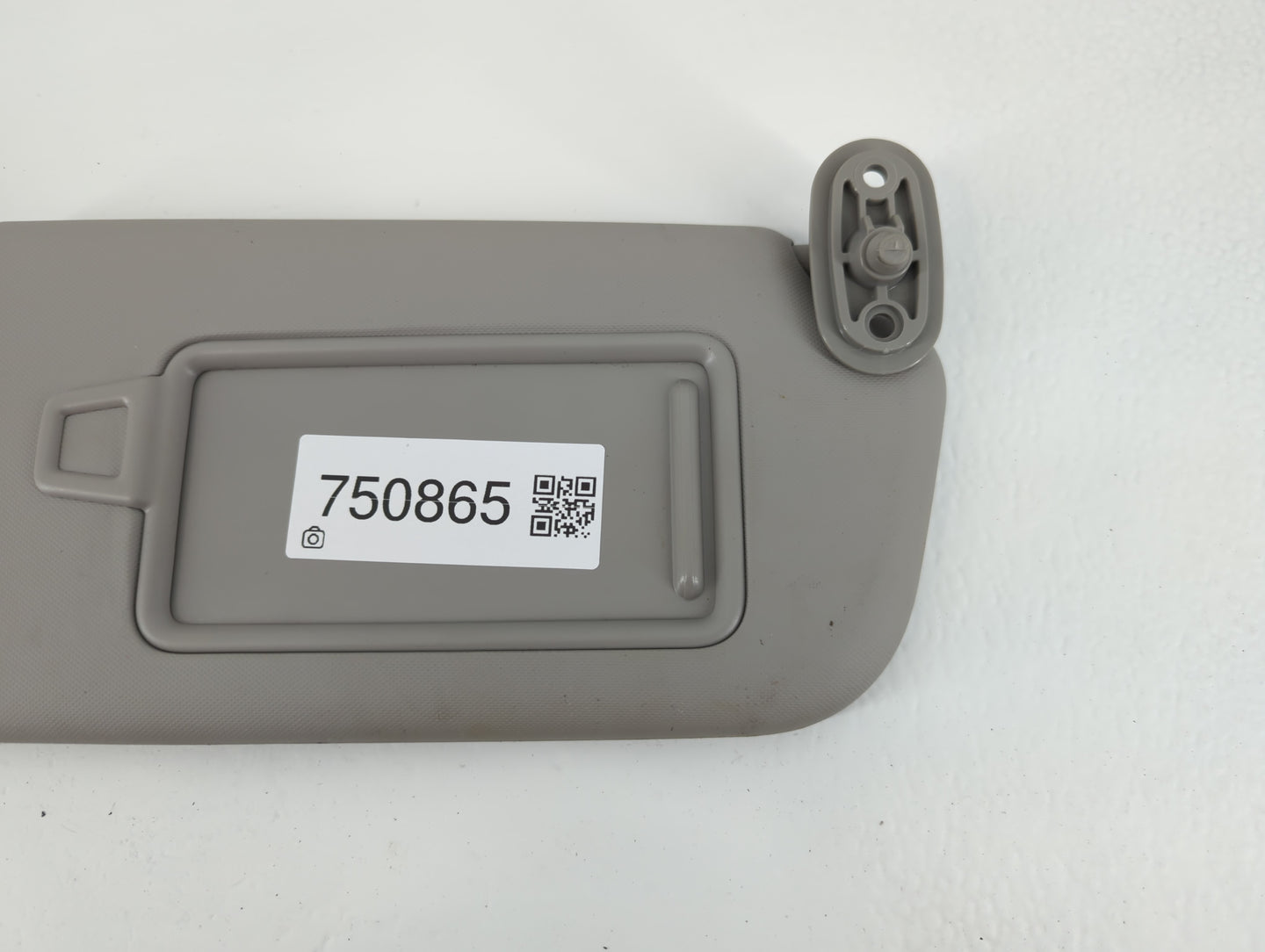 2017-2018 Kia Forte Sun Visor Shade Replacement Passenger Right Mirror Fits Fits 2017 2018 OEM Used Auto Parts - Oemusedautoparts1.com