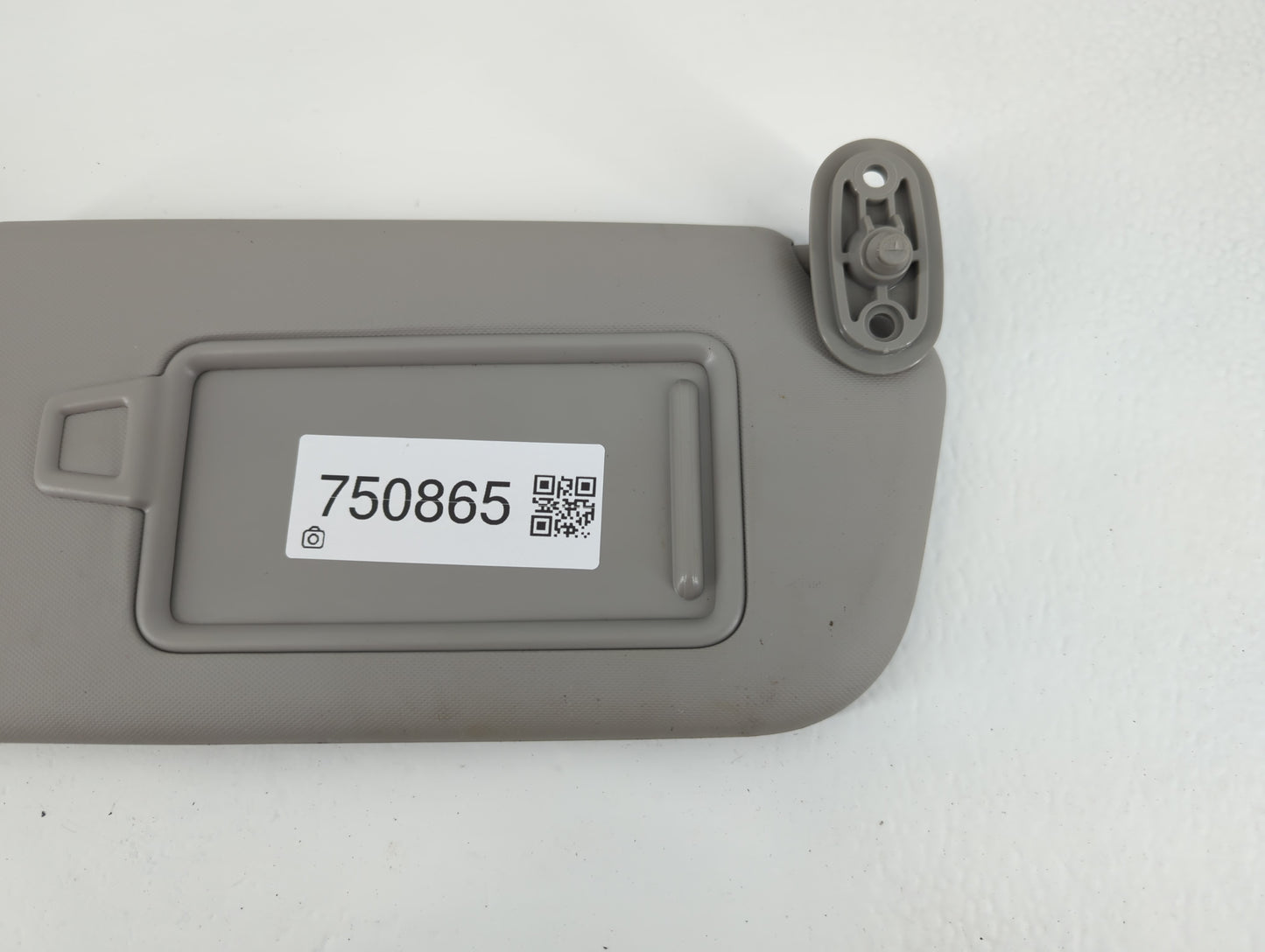 2017-2018 Kia Forte Sun Visor Shade Replacement Passenger Right Mirror Fits Fits 2017 2018 OEM Used Auto Parts - Oemusedautoparts1.com