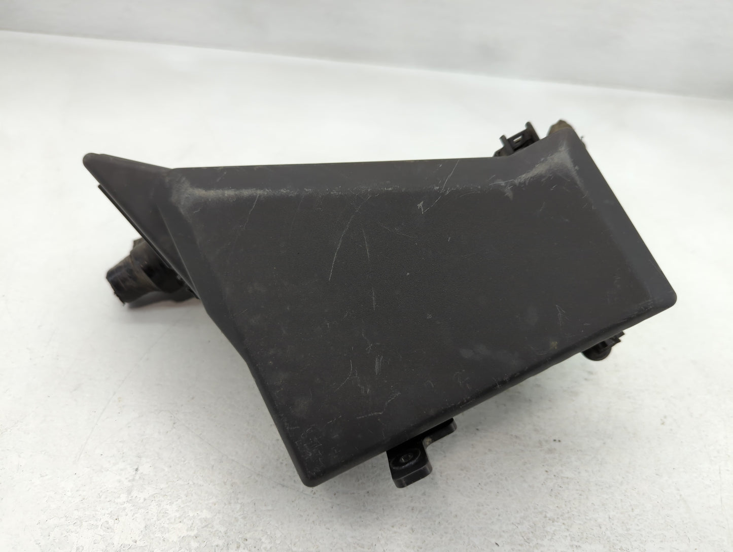 2012-2014 Subaru Impreza Fusebox Fuse Box Panel Relay Module P/N:5943 050 M5 Fits Fits 2012 2013 2014 OEM Used Auto Parts - Oemusedautoparts1.com