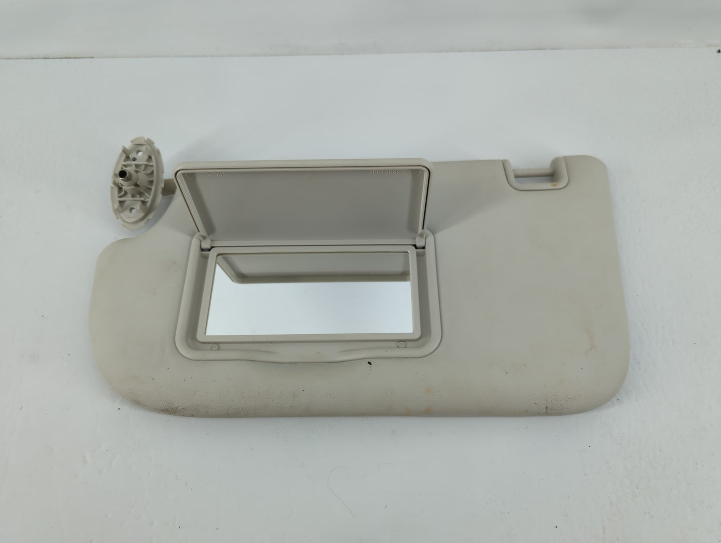 2013-2019 Ford Escape Sun Visor Shade Replacement Driver Left Mirror Fits Fits 2013 2014 2015 2016 2017 2018 2019 OEM Used Auto Parts - Oemusedautoparts1.com