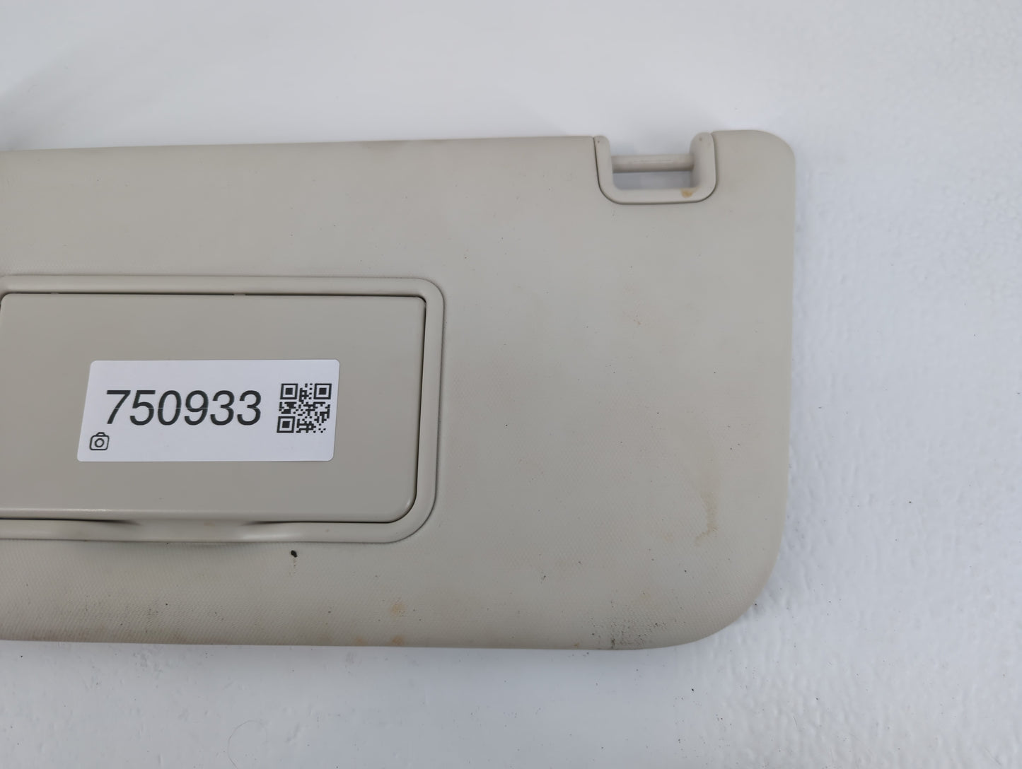 2013-2019 Ford Escape Sun Visor Shade Replacement Driver Left Mirror Fits Fits 2013 2014 2015 2016 2017 2018 2019 OEM Used Auto Parts - Oemusedautoparts1.com