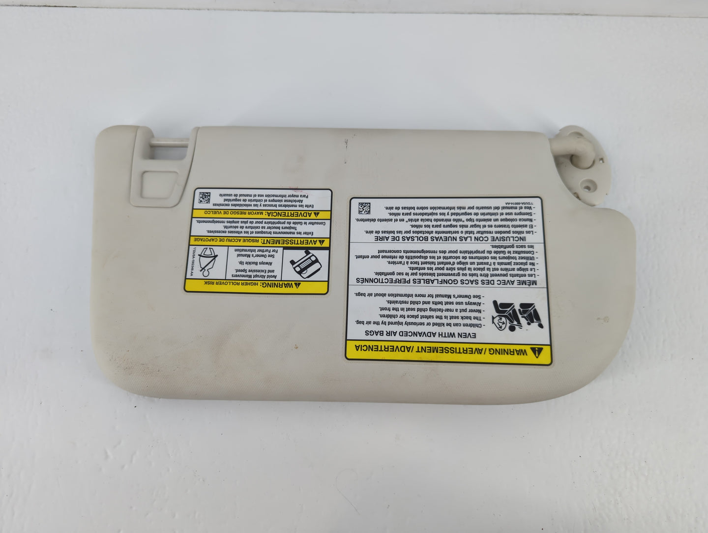 2013-2019 Ford Escape Sun Visor Shade Replacement Driver Left Mirror Fits Fits 2013 2014 2015 2016 2017 2018 2019 OEM Used Auto Parts - Oemusedautoparts1.com